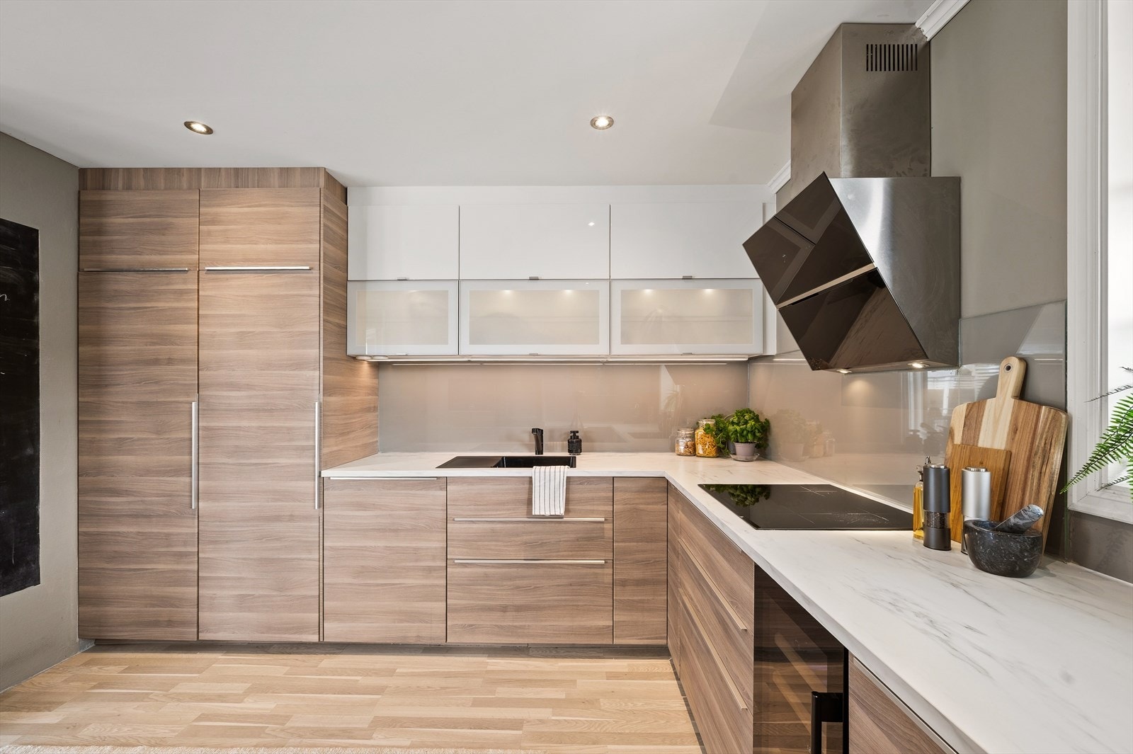 Kjøkkenet ble renovert i 2015 og har innredning fra IKEA Galleribilde
