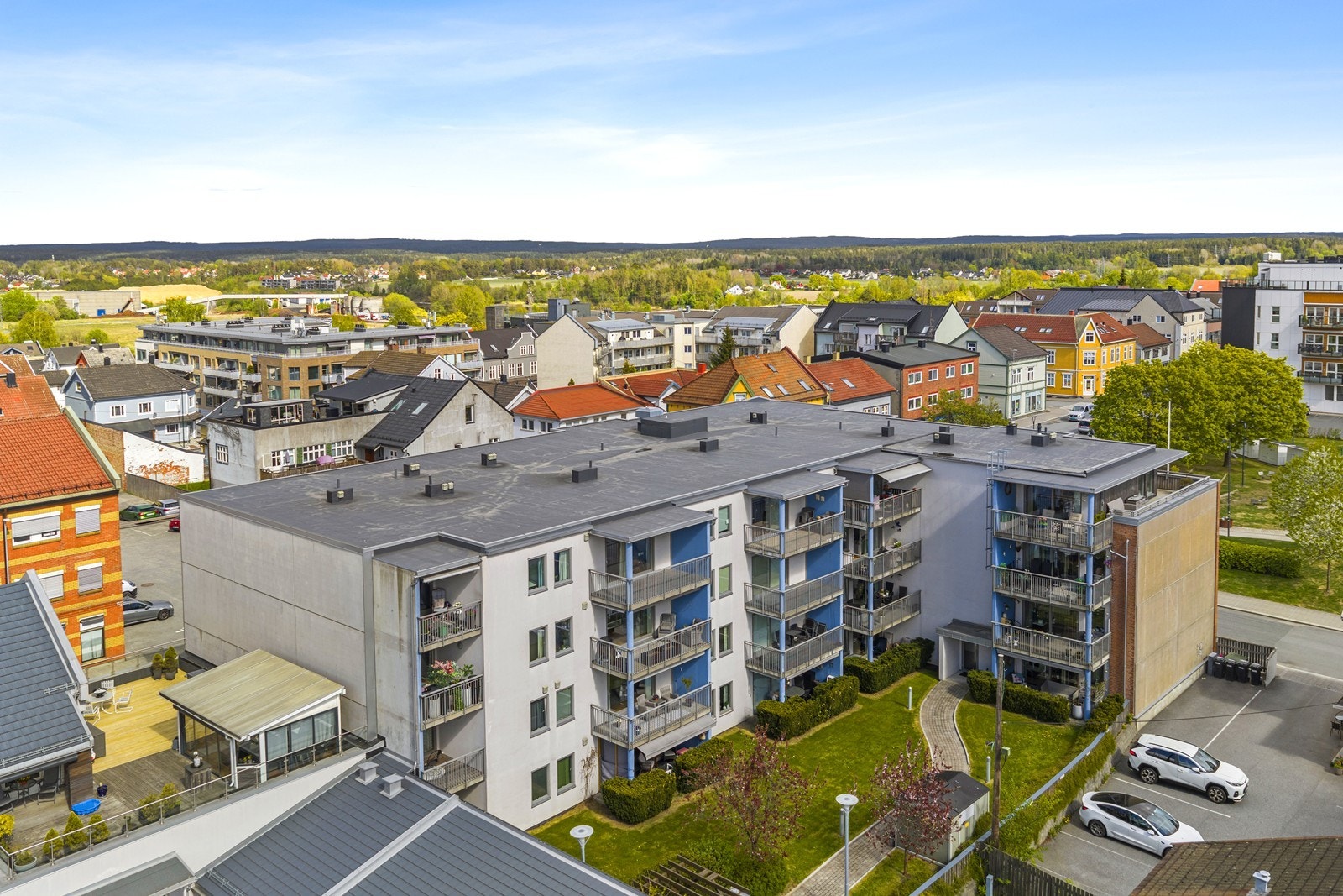 Leiligheten har en sentral beliggenhet med gangavstand til alt Sarpsborg sentrum har å by på. Galleribilde
