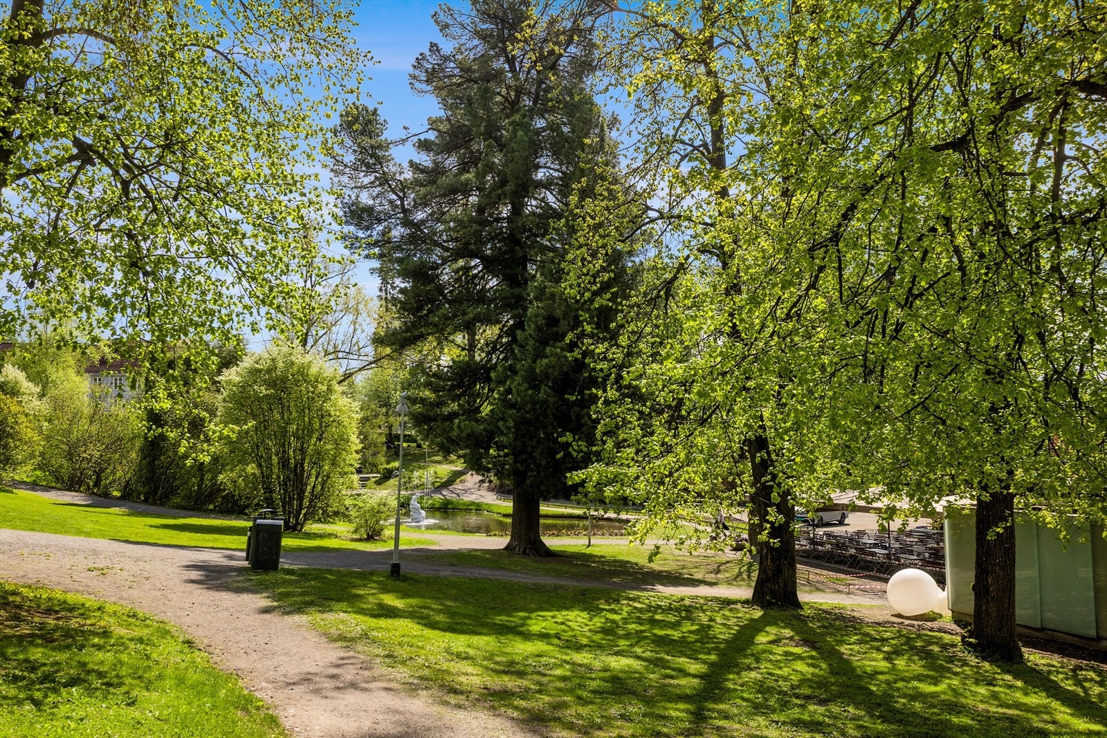 Søndre park ligger like i nærheten og er en fin grønn lunge for rekreasjon. Galleribilde
