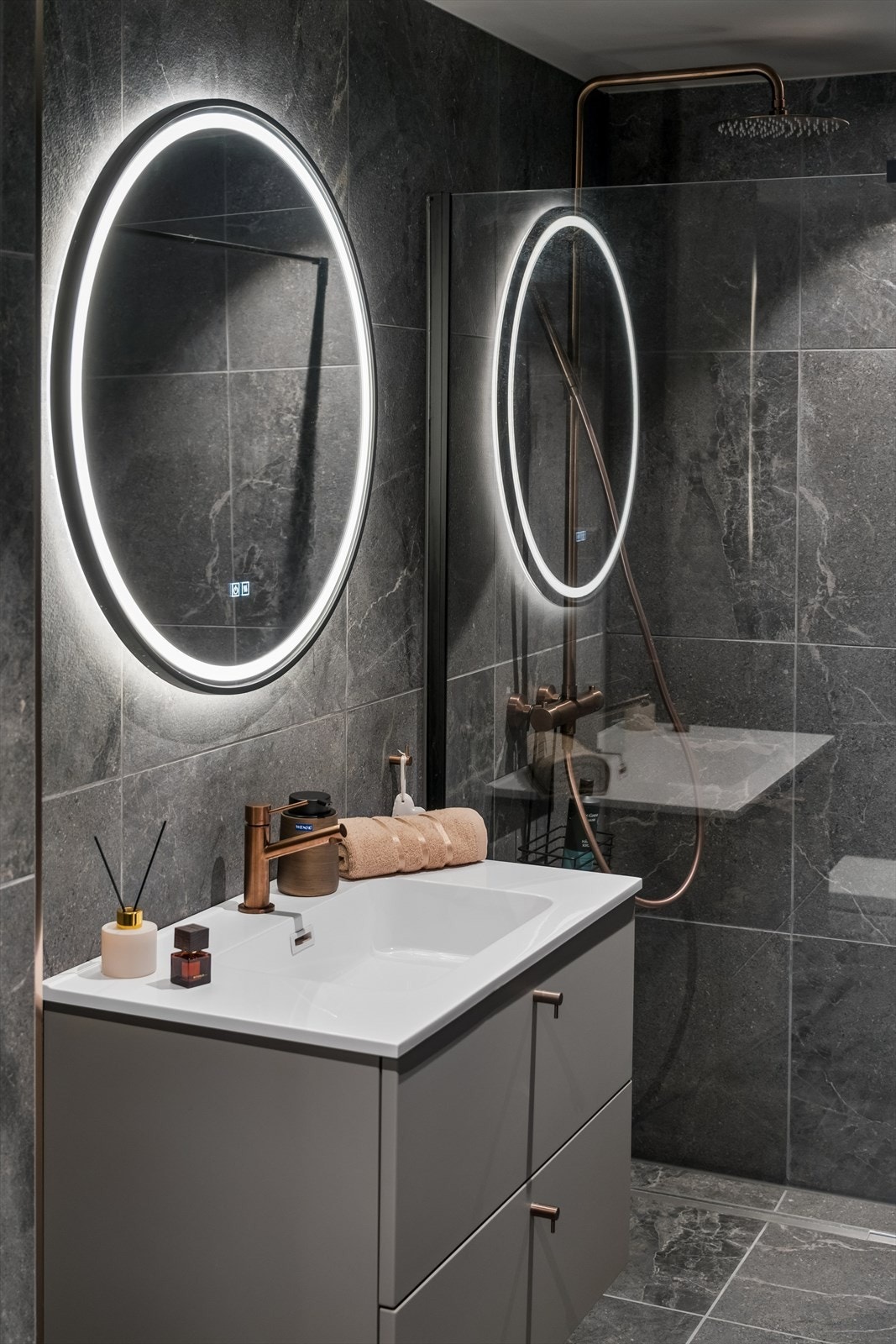 Badet ble oppgradert i 2025 og har gjennomgående fått TG0 av takstmann. Galleribilde