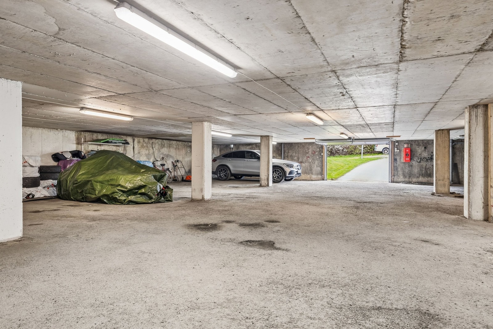 Det medfølger garasjeplass i felles anlegg Galleribilde