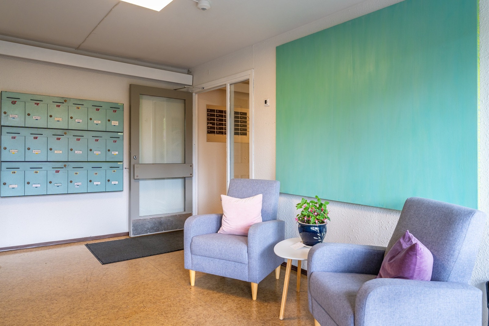 Det er også mulig å leie gesterom med eget bad. Svært praktisk ved besøk! Galleribilde