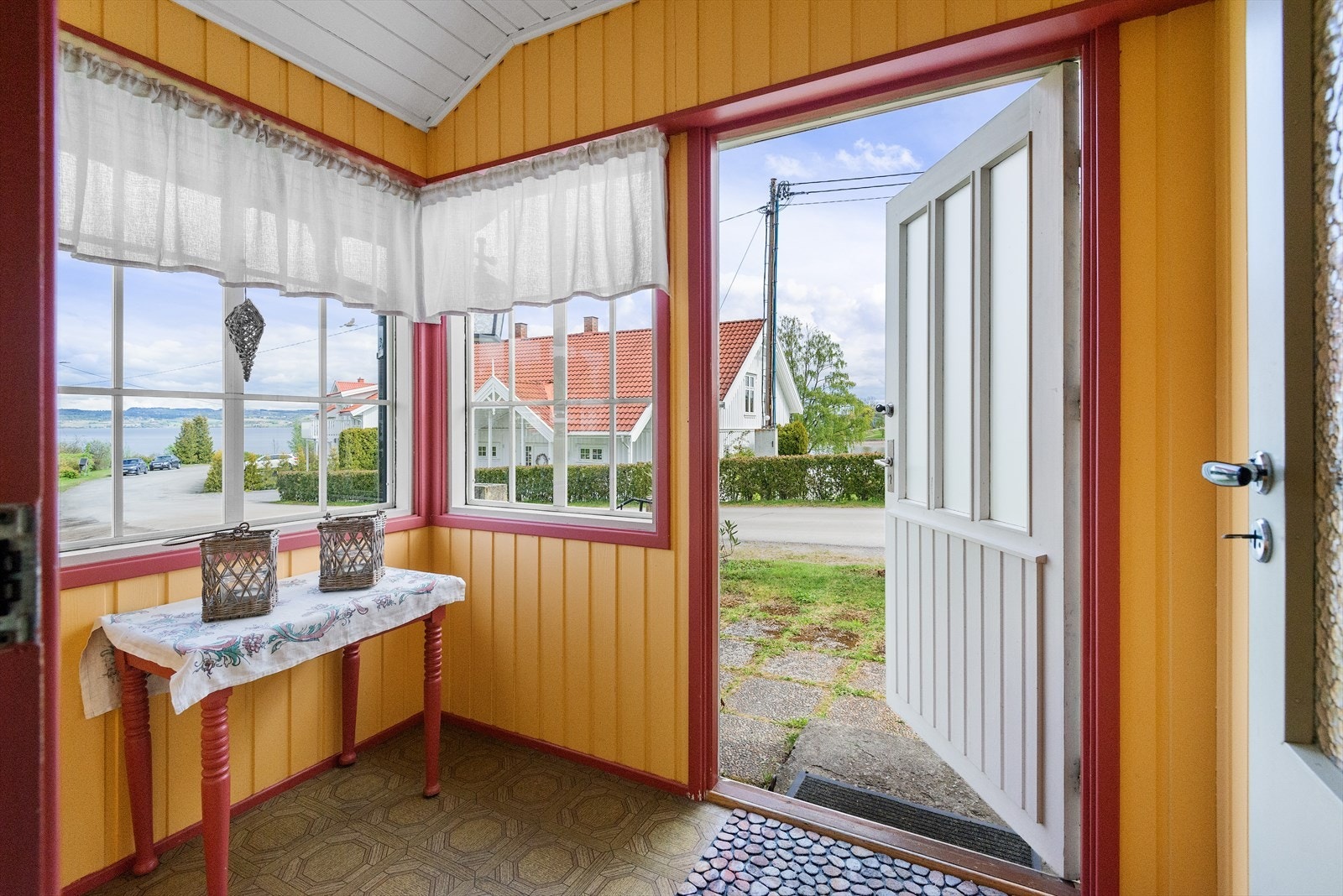 Entré - Velkommen inn! Galleribilde