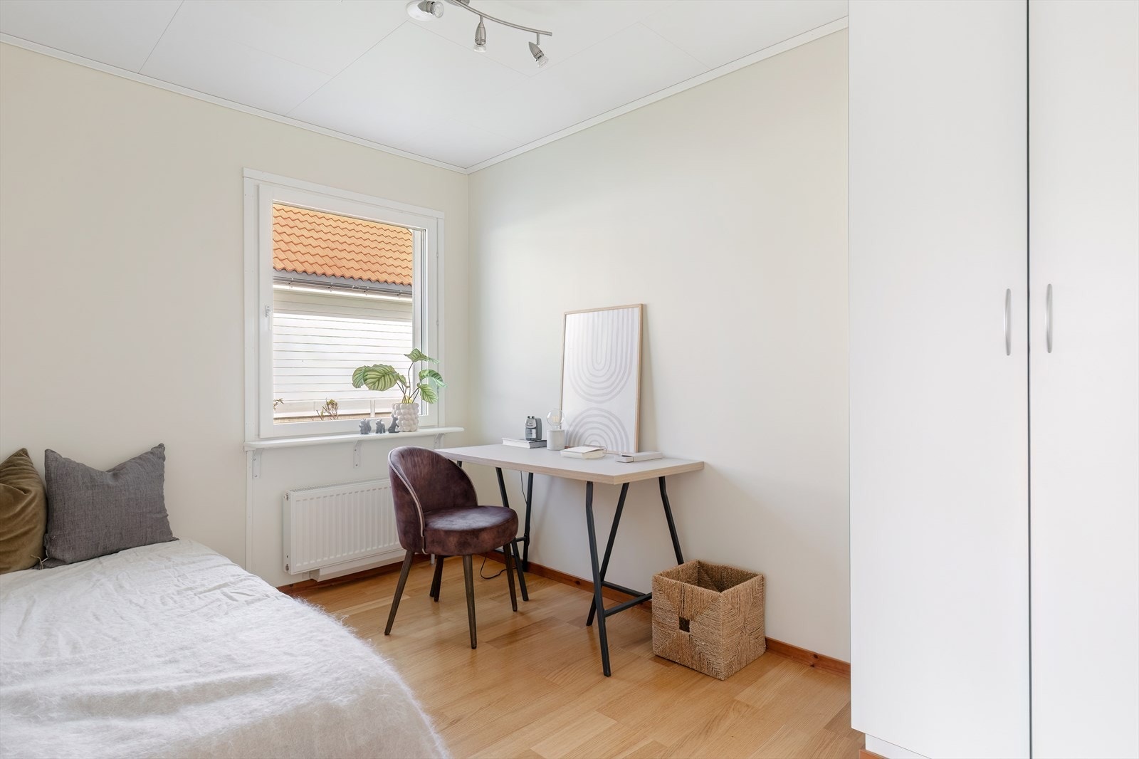 1.etg - Soverom 2 Galleribilde