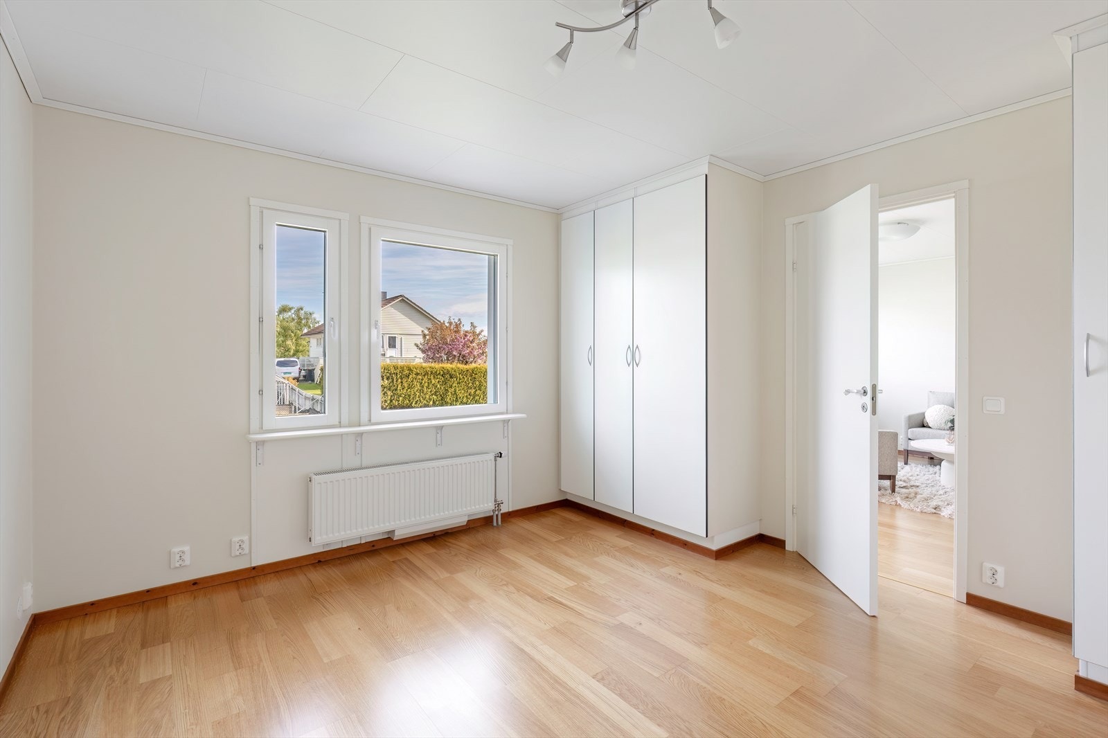 1.etg Soverom 1 Galleribilde