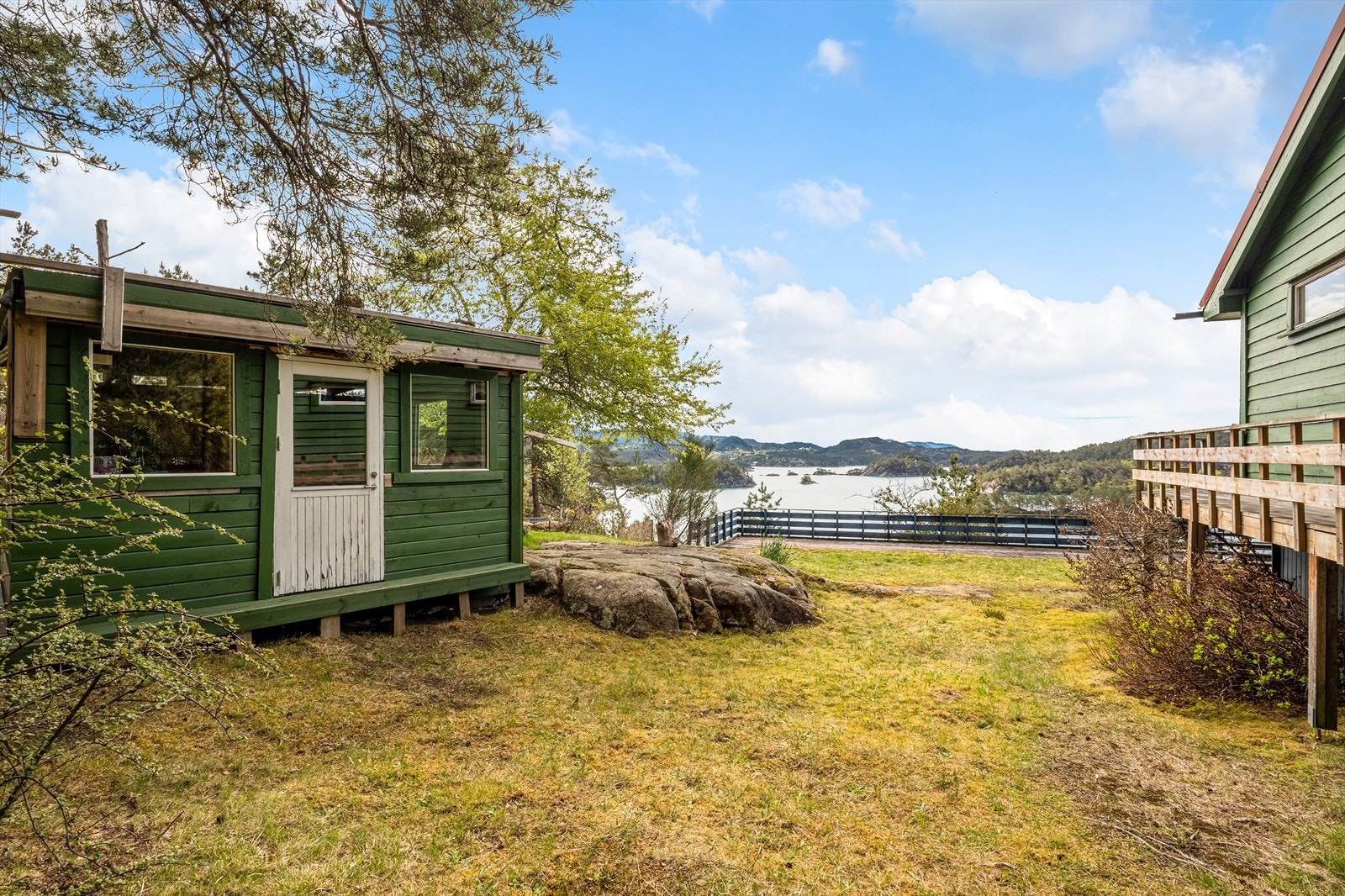 Her ligger alt til rette for at både store og små kan boltre seg i usjenerte og hyggelige omgivelser. Galleribilde