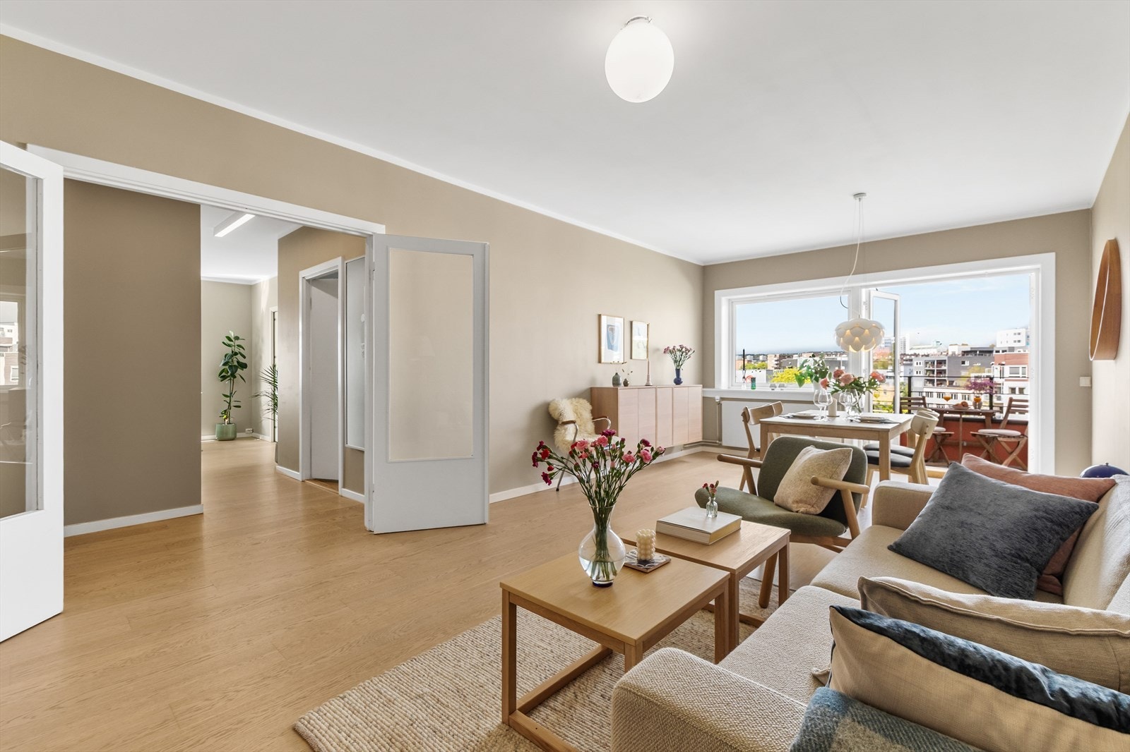 Veggene ble malt i mai 2026. Galleribilde