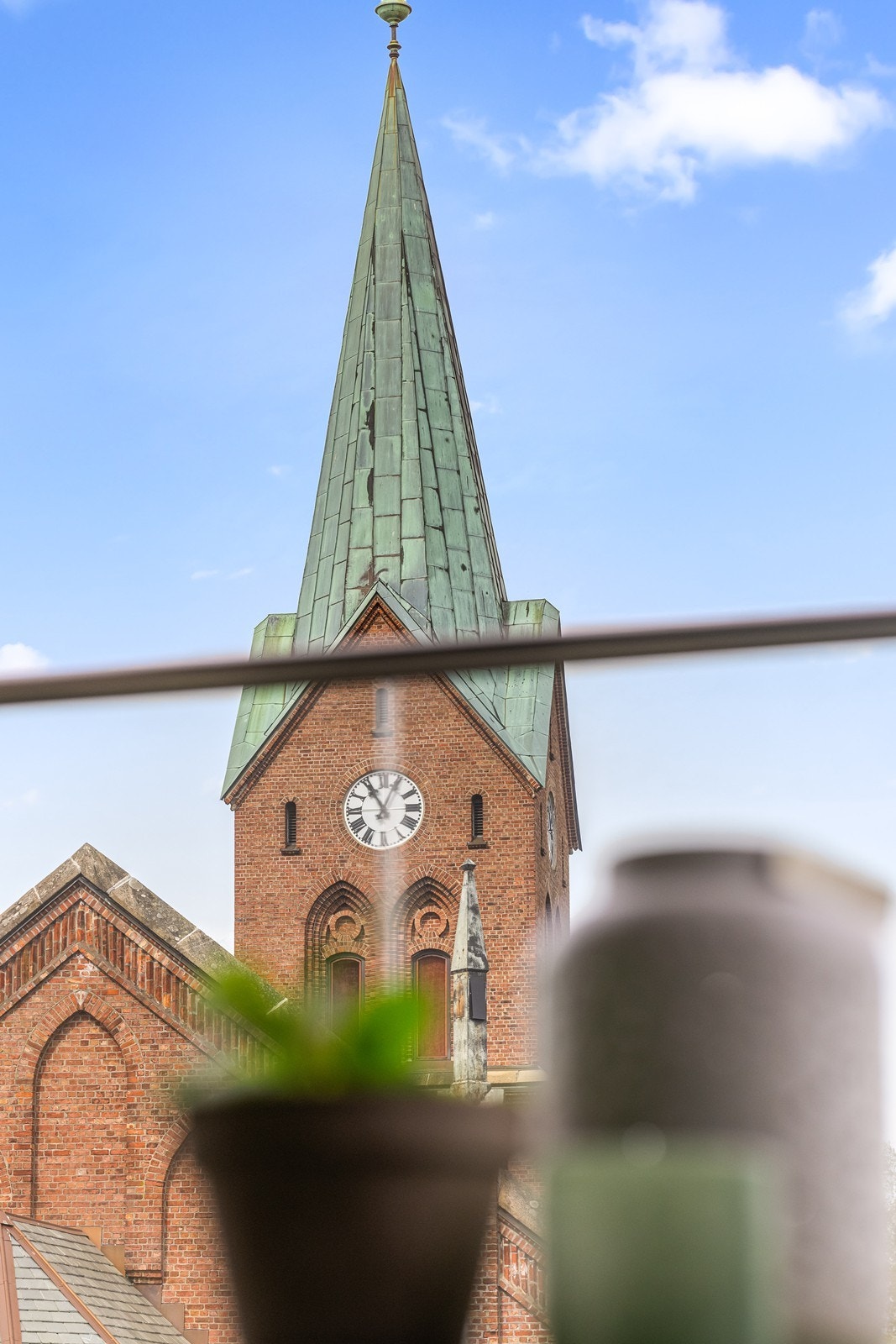 Et historisk og vakkert skue rett fra egen leilighet. Galleribilde