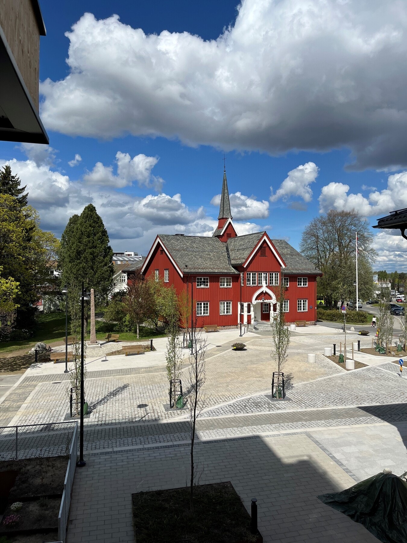 Selgers eget bilde - Herredshuset. Galleribilde