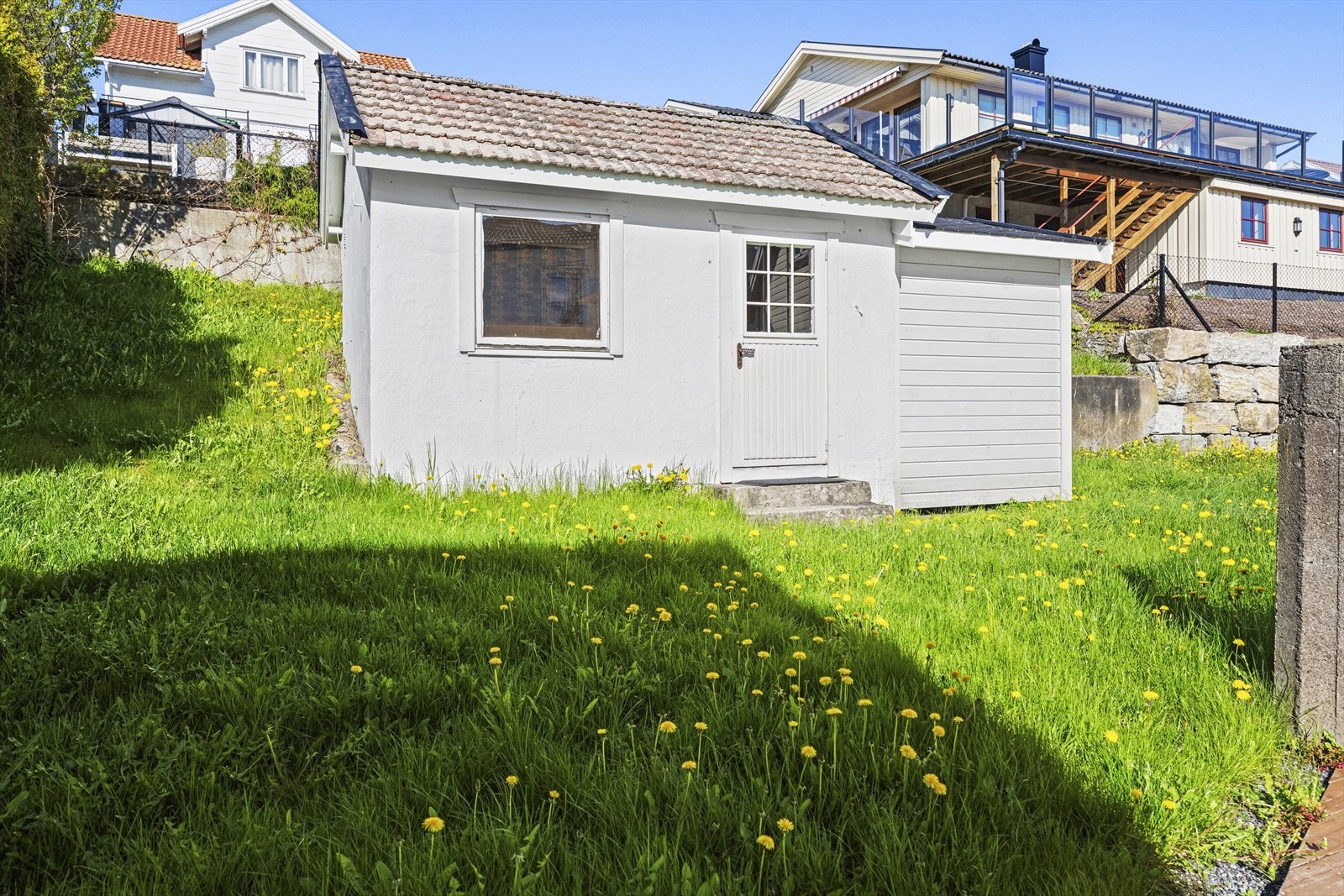 Frittstående bod Galleribilde