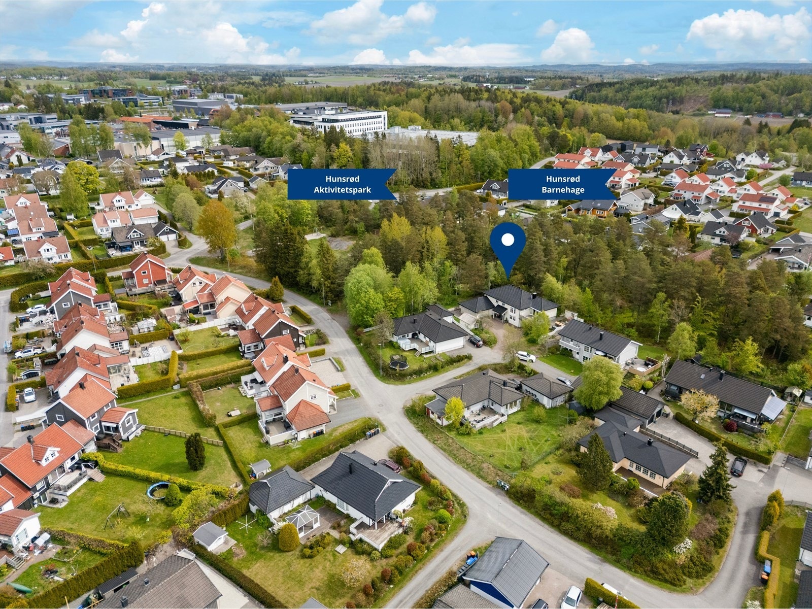 Det er gangavstand til både Hunsrød aktivitetspark og Hunsrød Fevang barnehage. Galleribilde