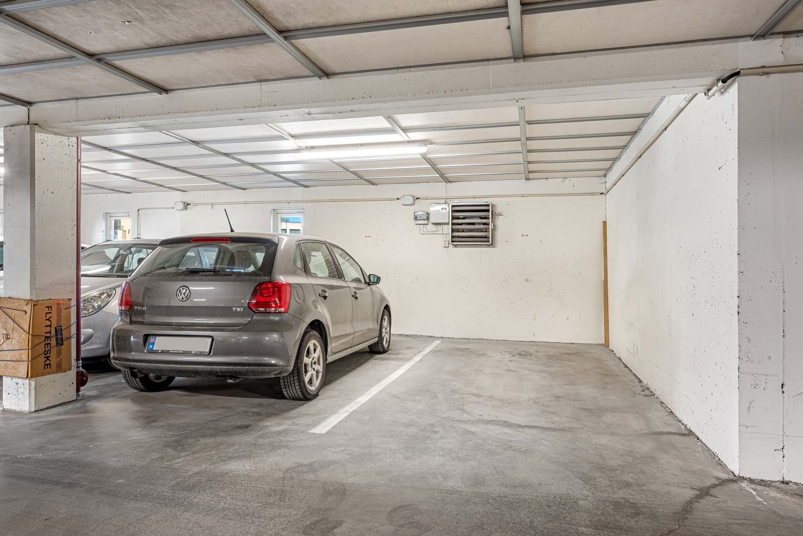 Egen parkering i felles garasjeanlegg Galleribilde