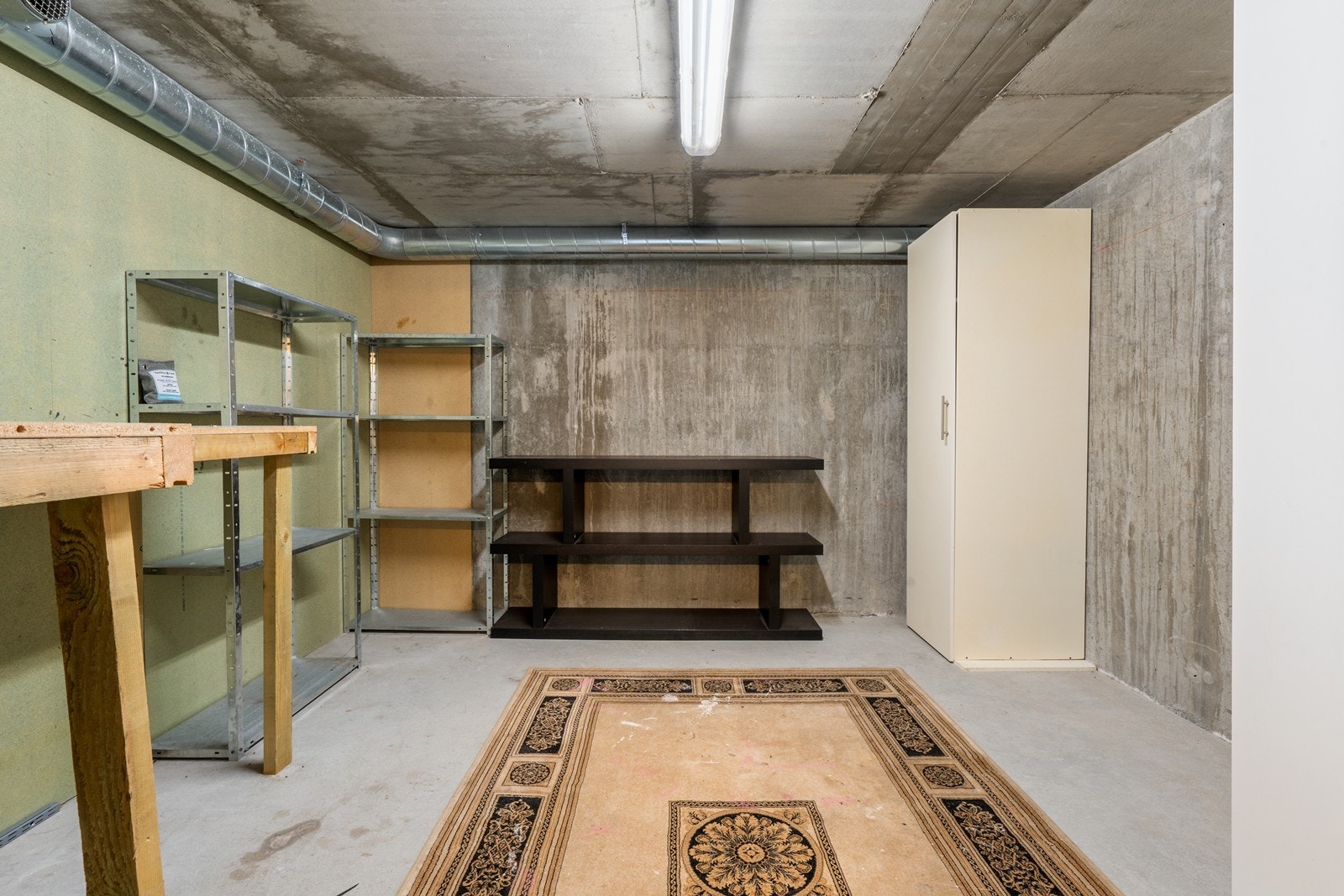 Godt ventilert bod tilknyttet garasjeplassen. Galleribilde