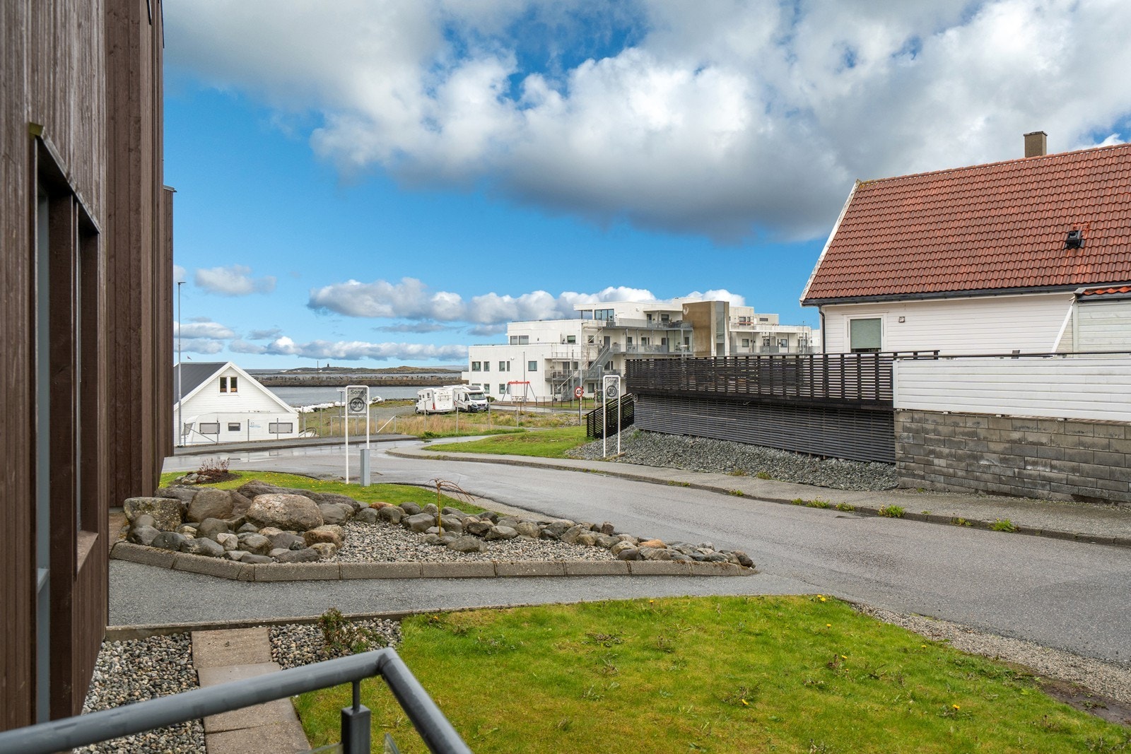 Havglimt fra terrassen tilknyttet hovedsoverommet. Galleribilde
