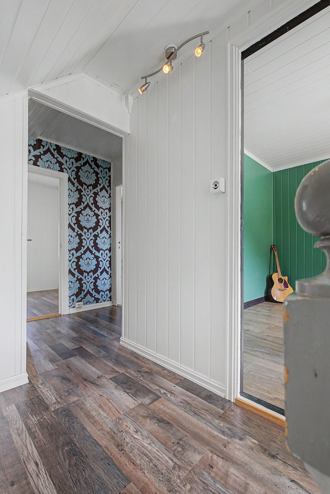 Gang på loft Galleribilde