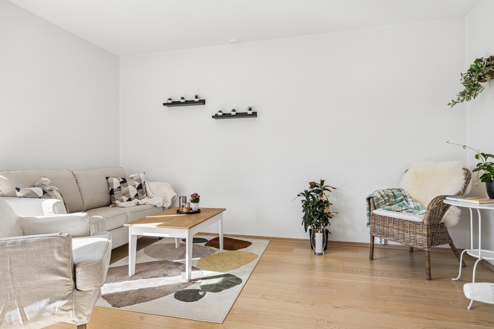 Leiligheten har kvaliteter som fjernvarme og balansert ventilasjon. Galleribilde