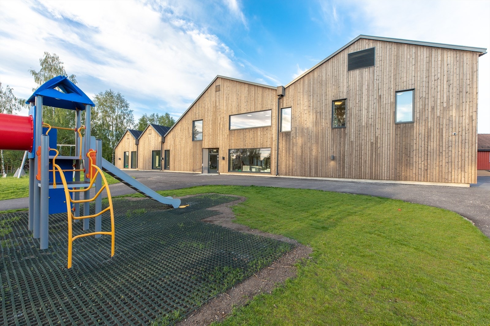 Det er også kort trilleavstand til flere barnehager, både private og kommunale. Galleribilde