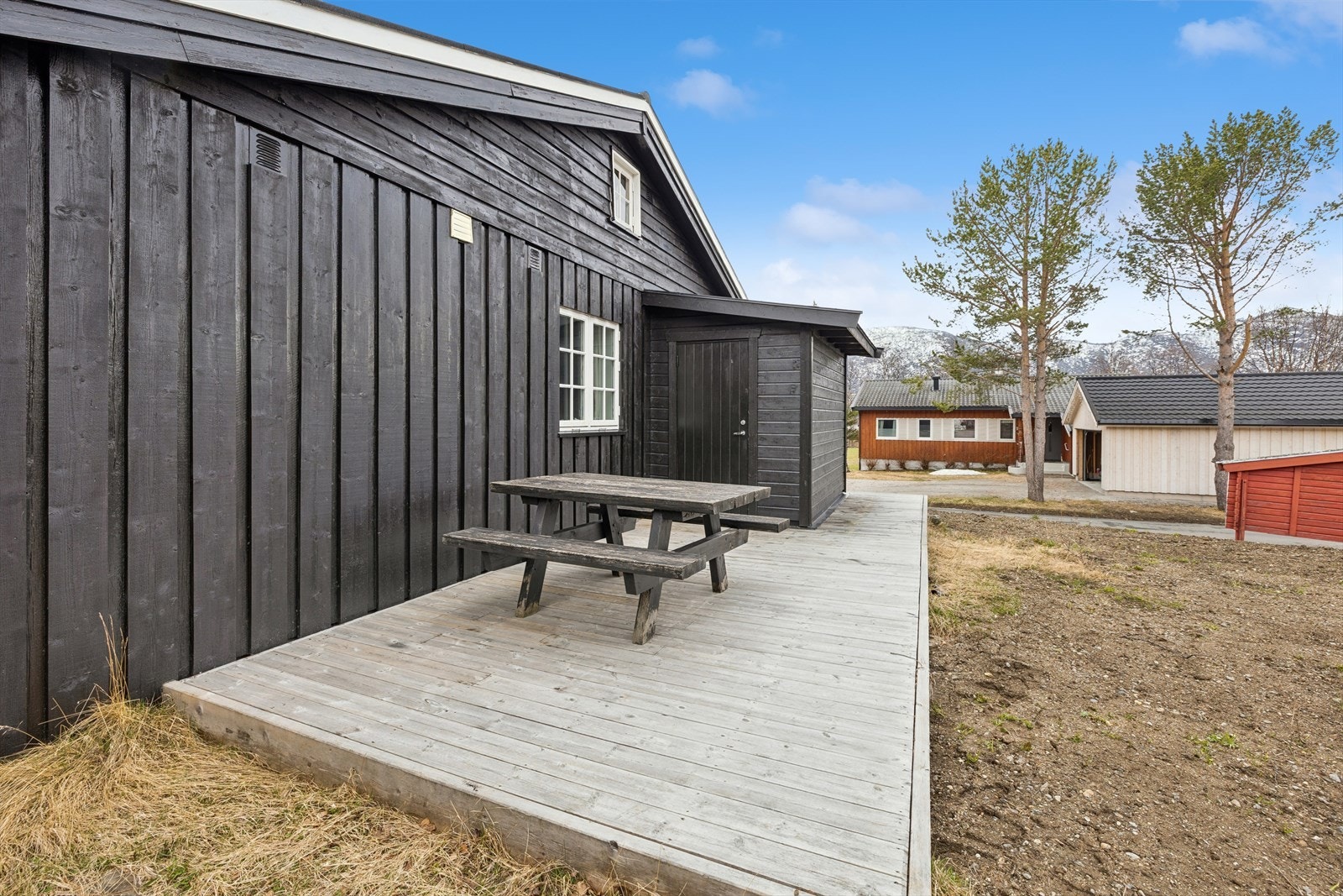 Platting og utebod. Galleribilde