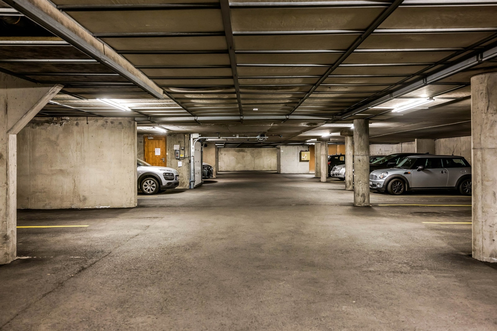* Mulig å leie parkeringsplass for kr 2.200,- i mnd, pr nå 1 på venteliste. Galleribilde