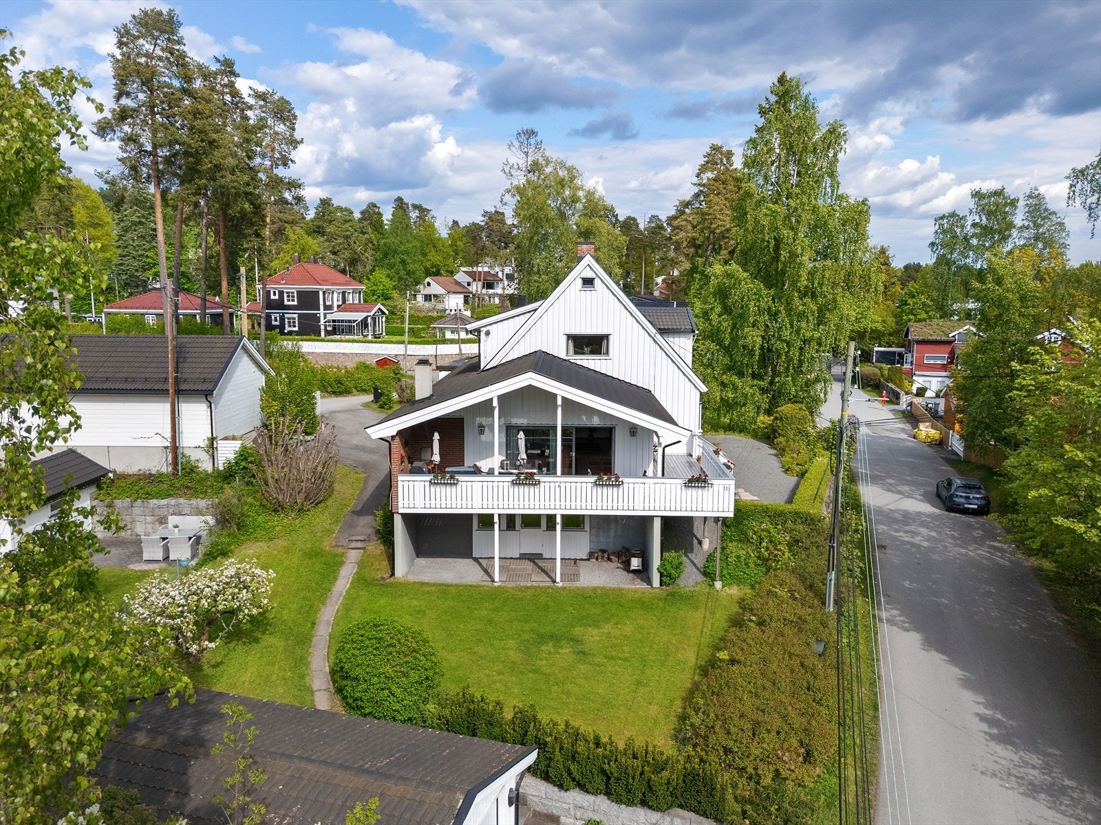 Velkommen til Sportsveien 1 - Presentert av Joakim Swartling v/Nordvik Røa | Fotograf: Jan Petter IG Boligfoto Galleribilde