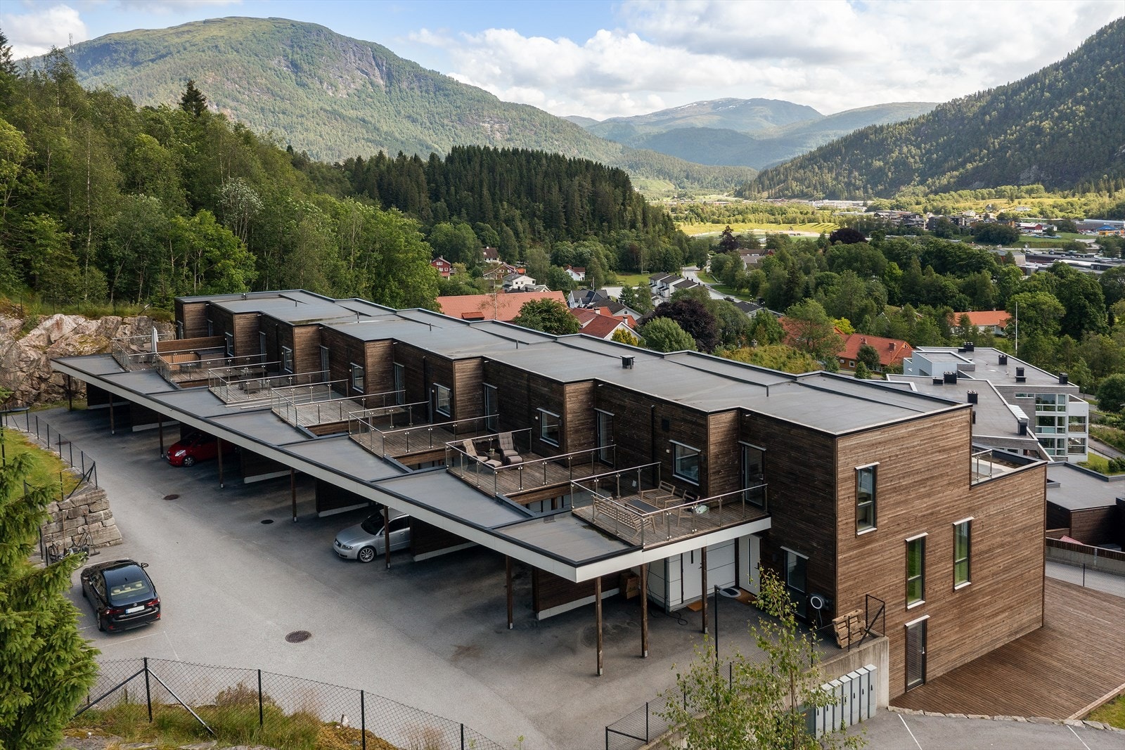 På Falkenstein bur ein lettvint og sentralt i eit trygt og barnevennleg bustadområde. Galleribilde
