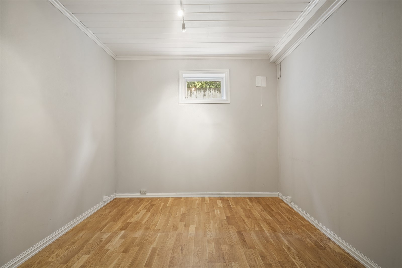 Allrom underetasje Galleribilde