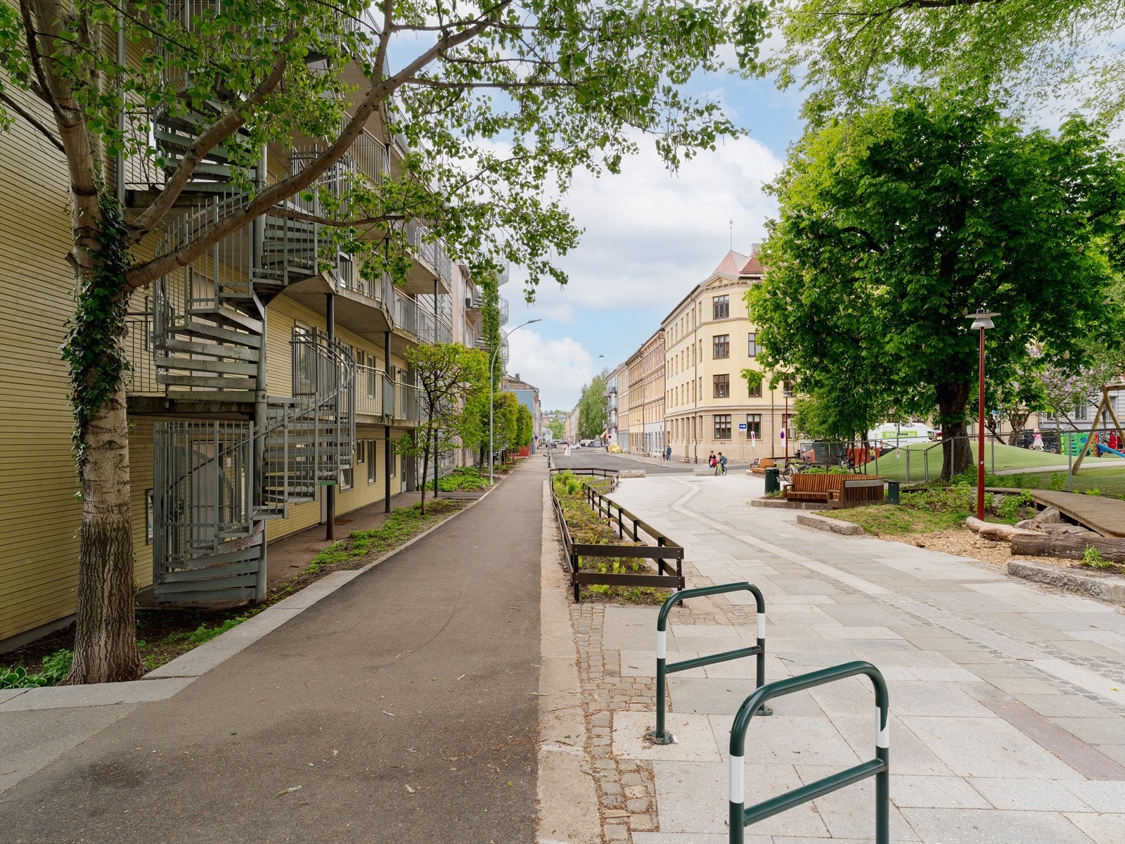 Seilduksgata 33A ligger sentralt, men svært rolig og skjermet fra trafikk, på beste Grünerløkka Galleribilde