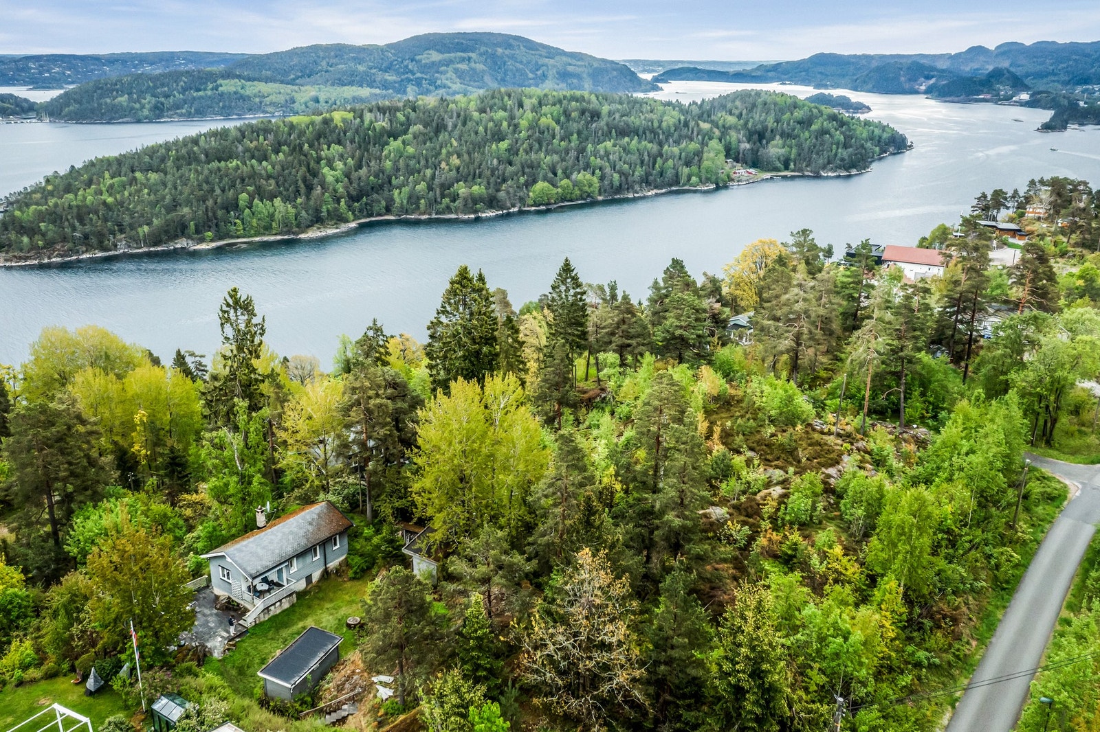 Flotte naturomgivelser og turmuligheter hele året. Galleribilde