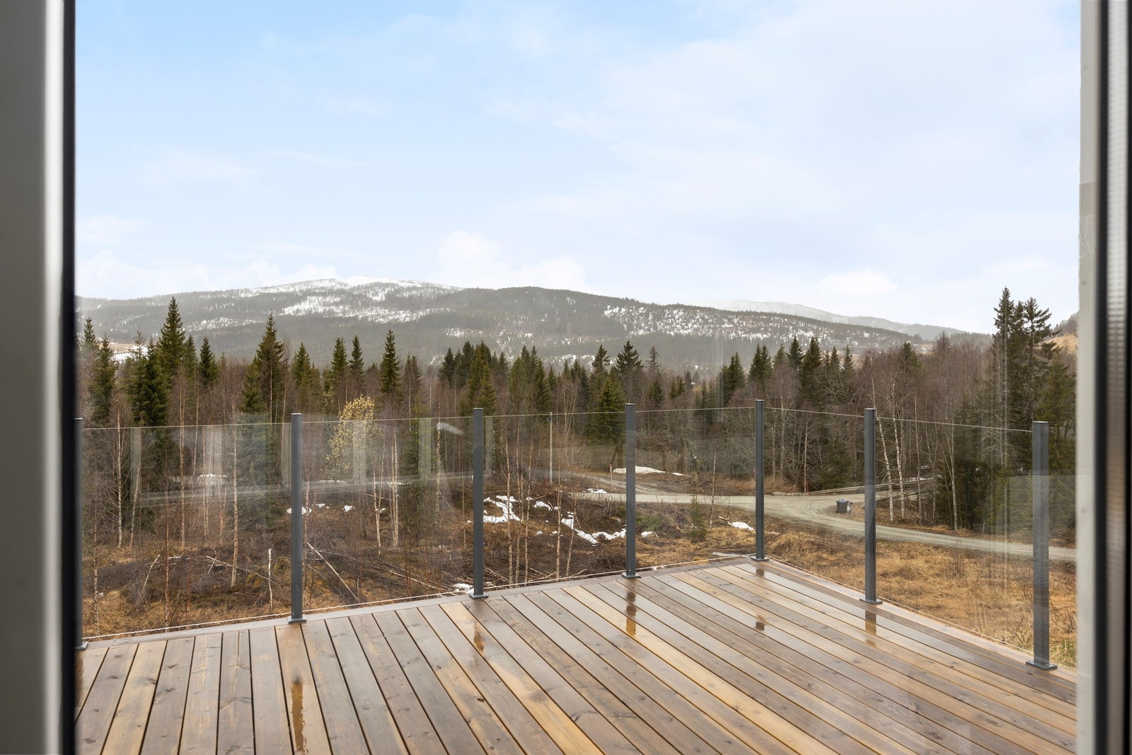 Her kan man nyte utsikt over vakker natur! Galleribilde