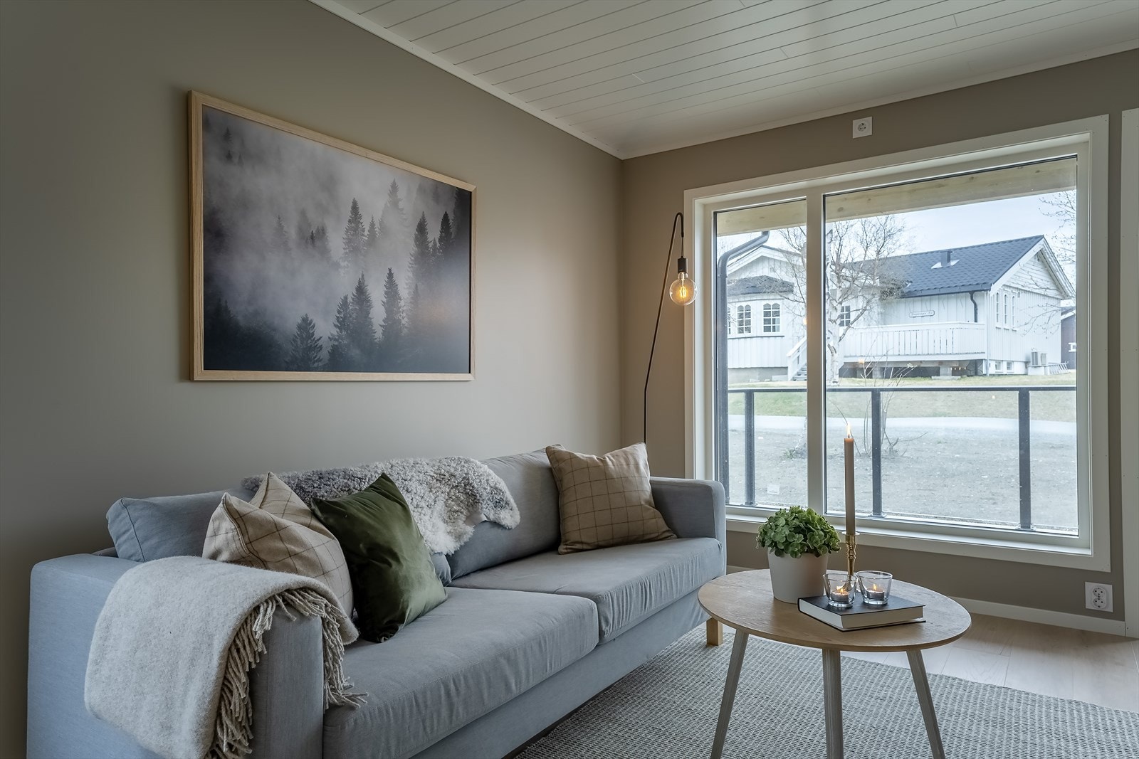 Stue (1. etasje) detalj Galleribilde
