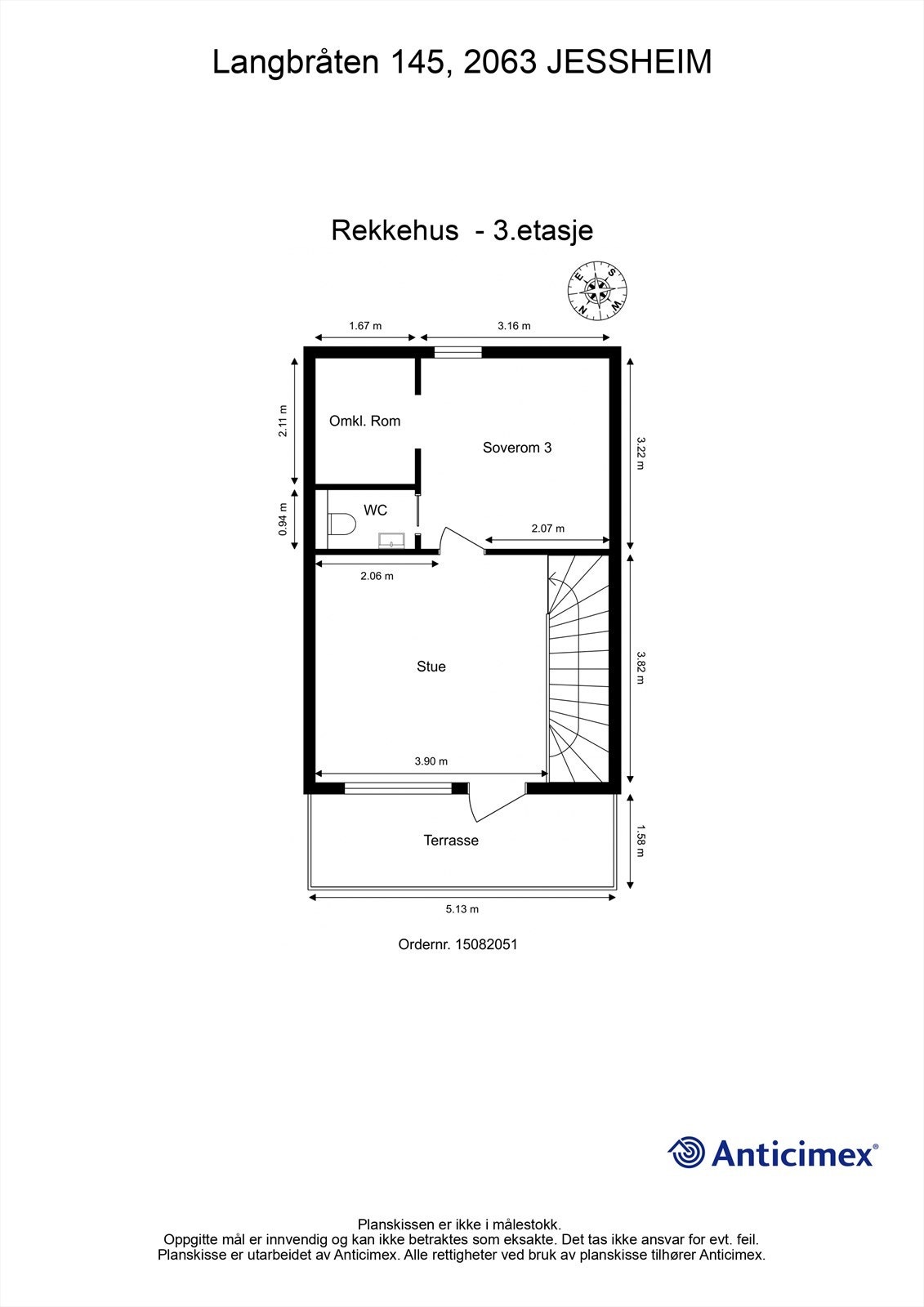 Toppetasjen fungerer som en egen suite med stue, soverom, toalettrom og terrasse. Perfekt som en ungdomsavdeling. Galleribilde