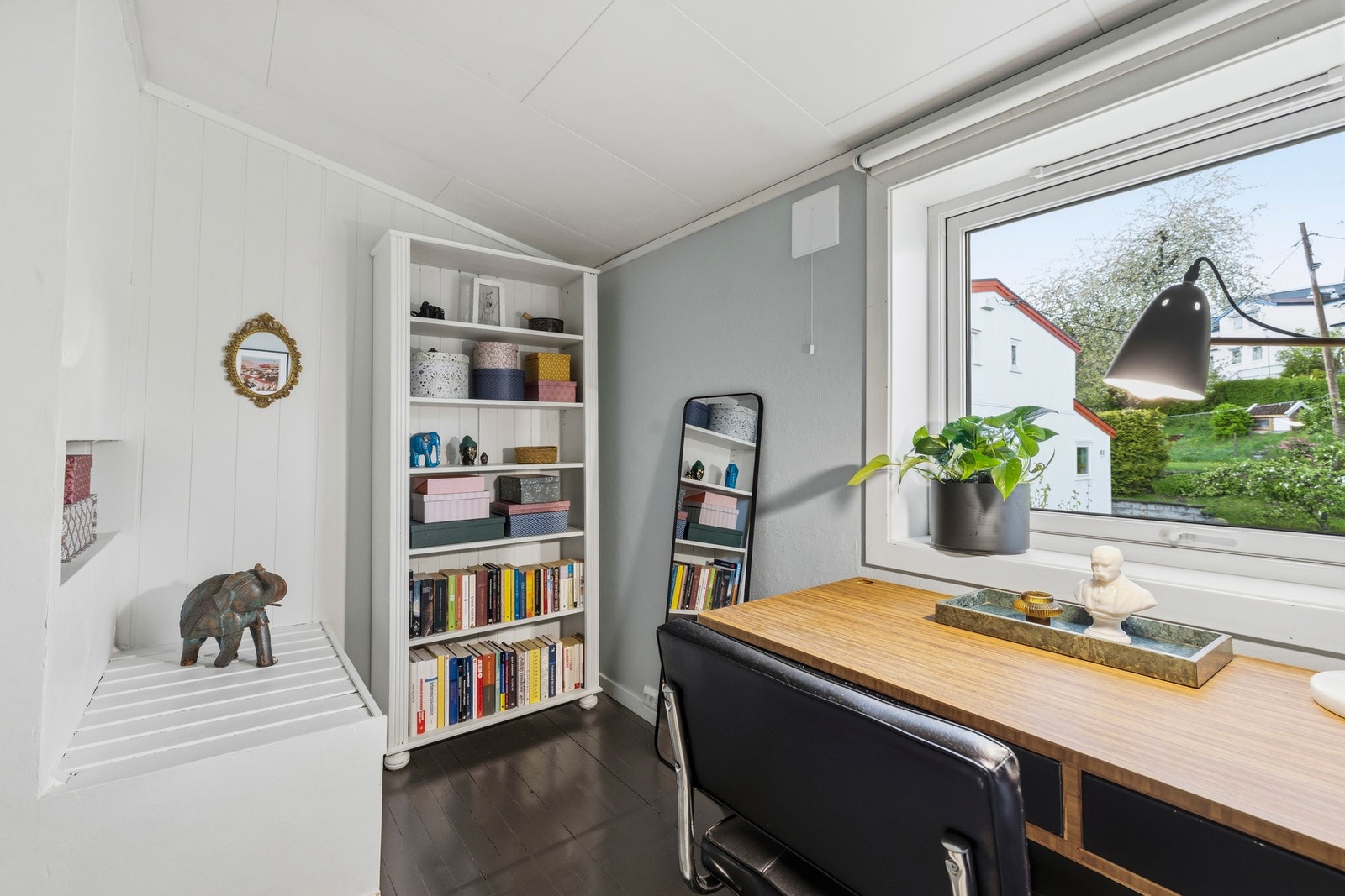 Passer perfekt som hjemmekontor Galleribilde