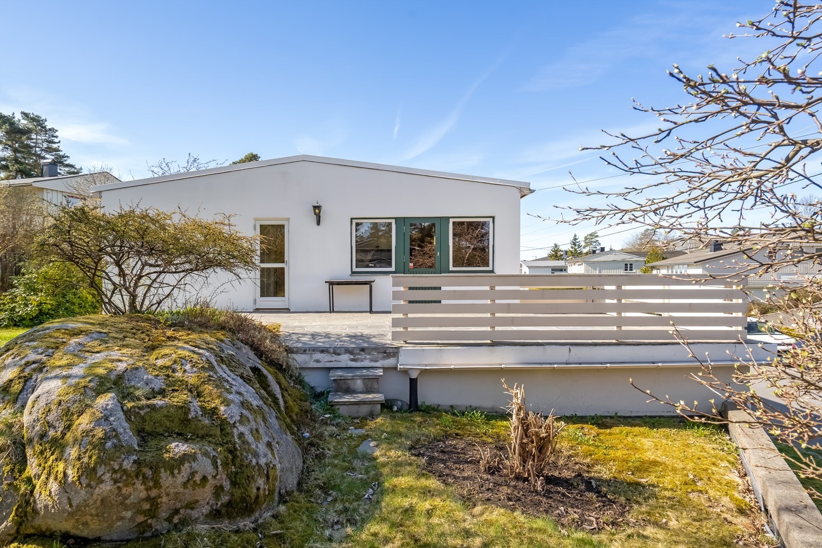 Her bor du i et etablert og barnevennlig nabolag med kort vei til turområder. Galleribilde