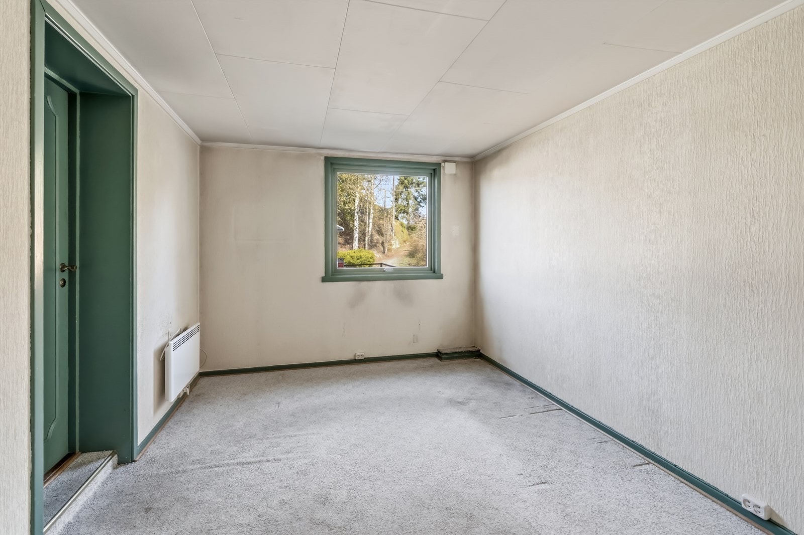 Stue i underetasjen (ikke godkjent, se pkt. ferdigattest). Galleribilde