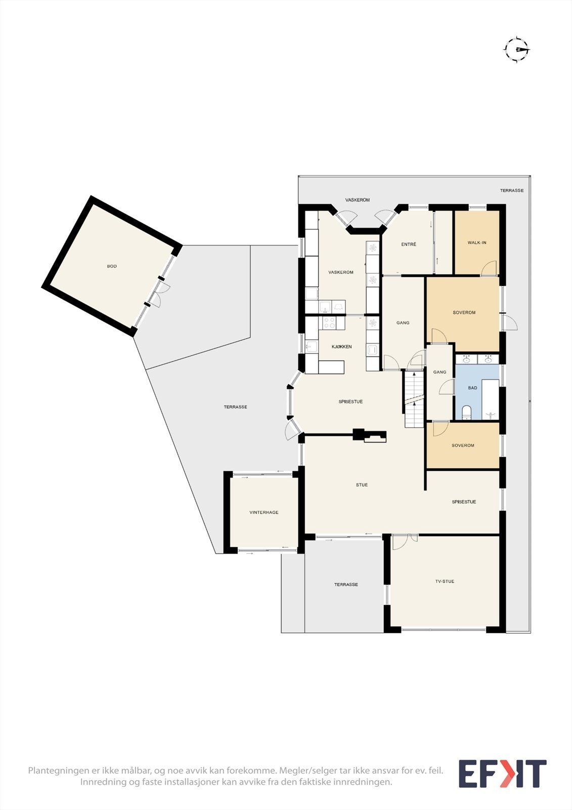 Hovedetasjen har en familievennlig planløsning med flere stuer, kjøkken, to soverom og bad. Galleribilde