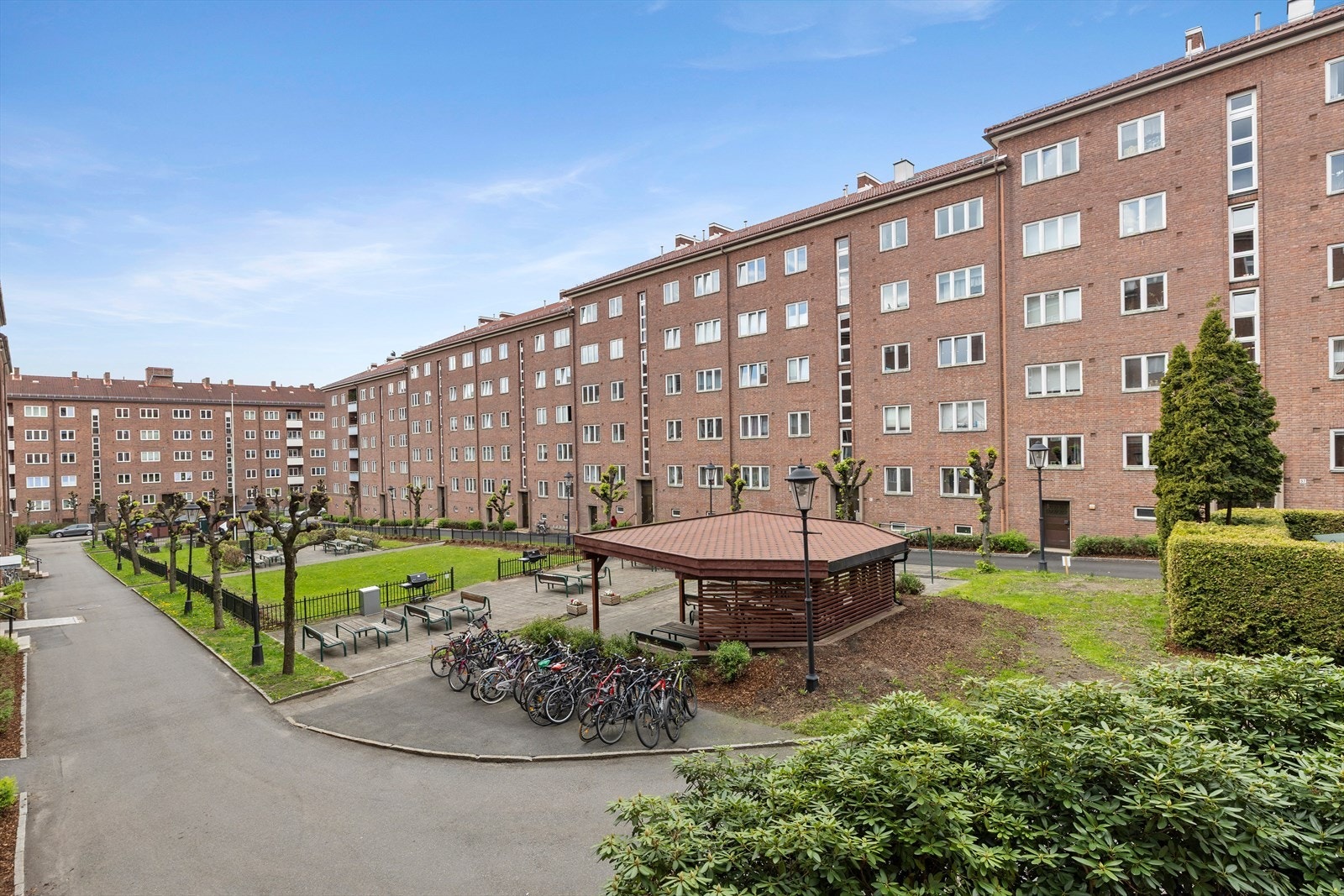 Engelsborg borettslag- Et veldrevet og ryddig borettslag Galleribilde