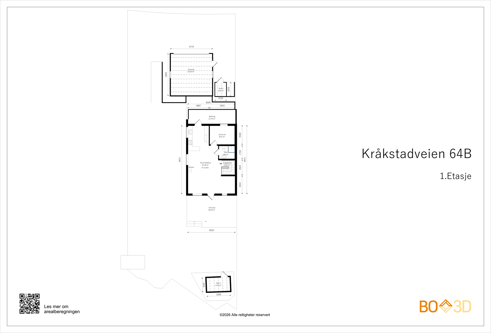 Oversikt over eiendommens bygninger, inkludert bolig, garasje og bod. Galleribilde