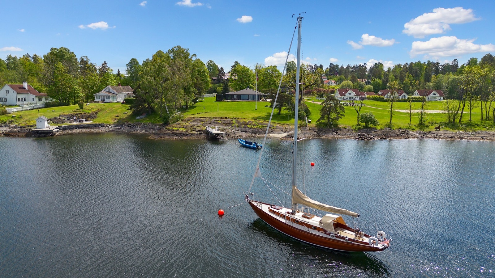 Rolig og attraktiv beliggenhet med nærhet til flotte tur- og rekreasjonsområder Galleribilde
