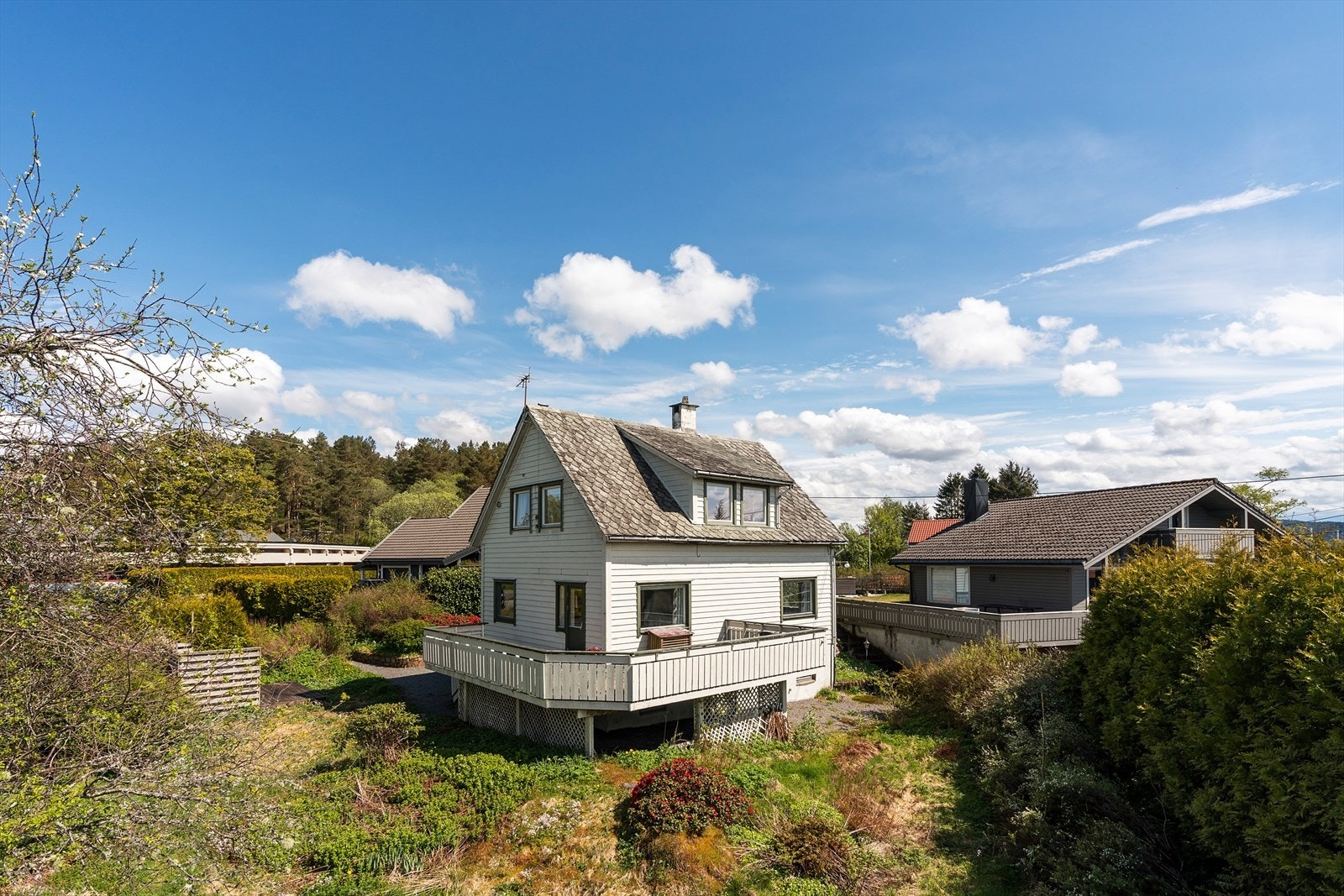 Aktiv Eiendomsmegling v/ Roger Glesnes har gleden av å presentere Skagevegen 46. Foto: Imotiv. Galleribilde