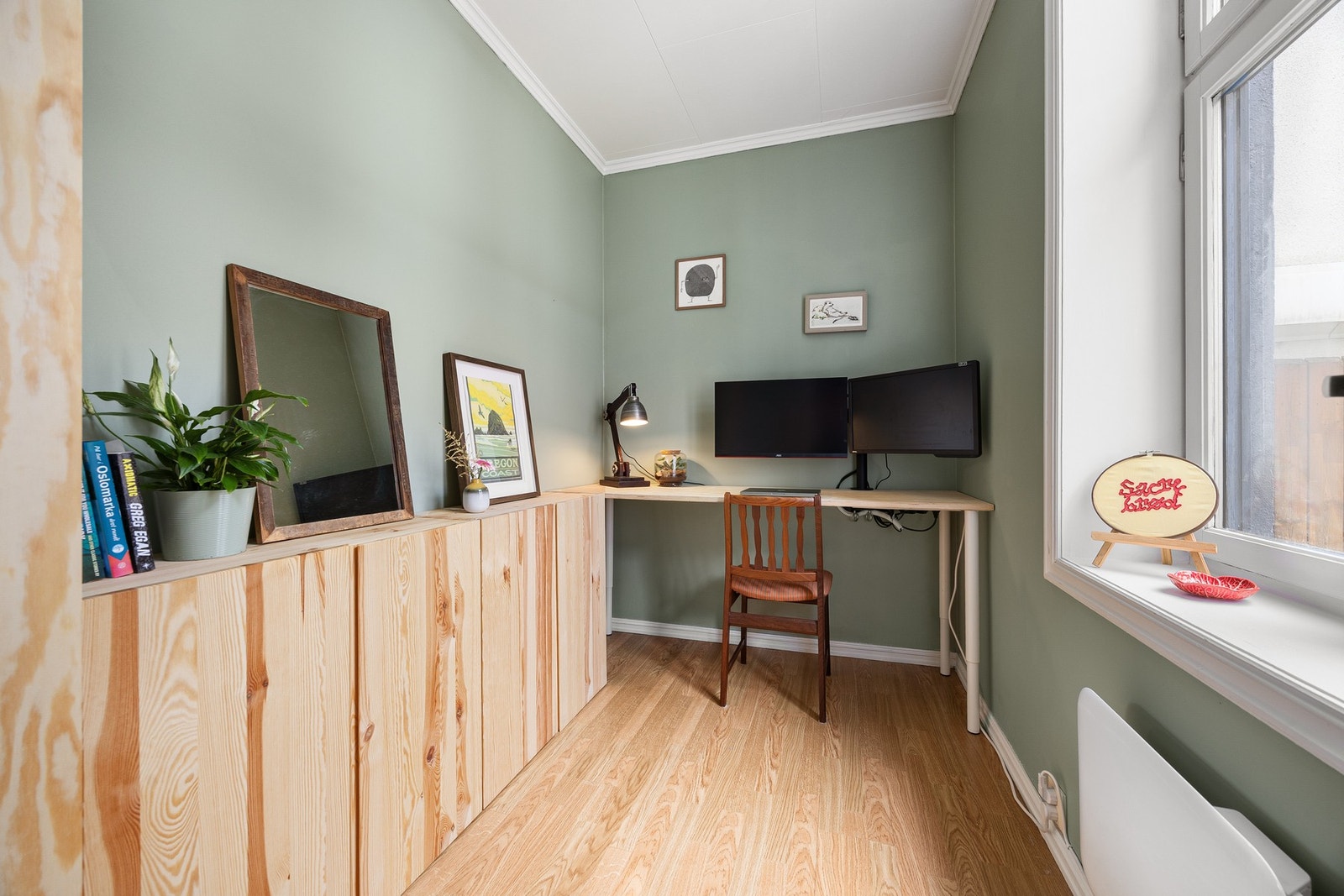 Soverommet vender mot indre, skjermet bakgård. Galleribilde