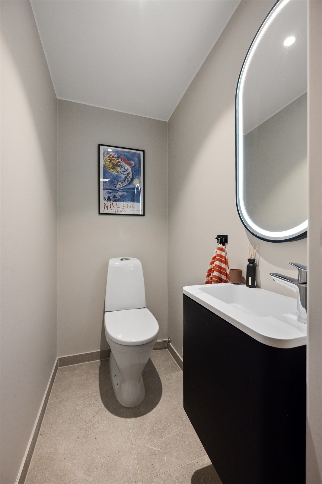 Separat wc. Pusset opp i 2025 inkludert nye varmekabler. Galleribilde