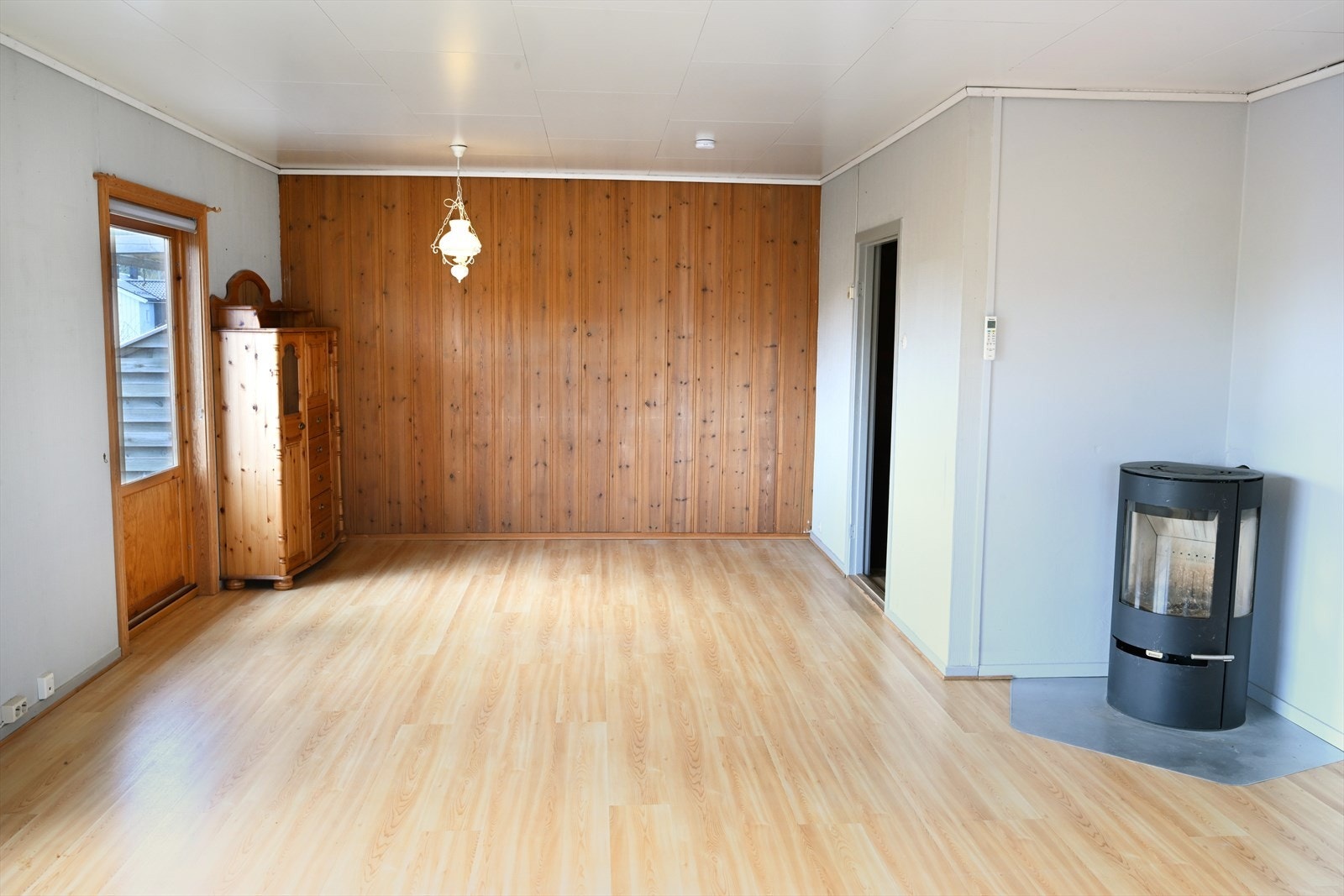 Velkommen inn! Vedovn (2014) Varmepumpe (2024) Galleribilde