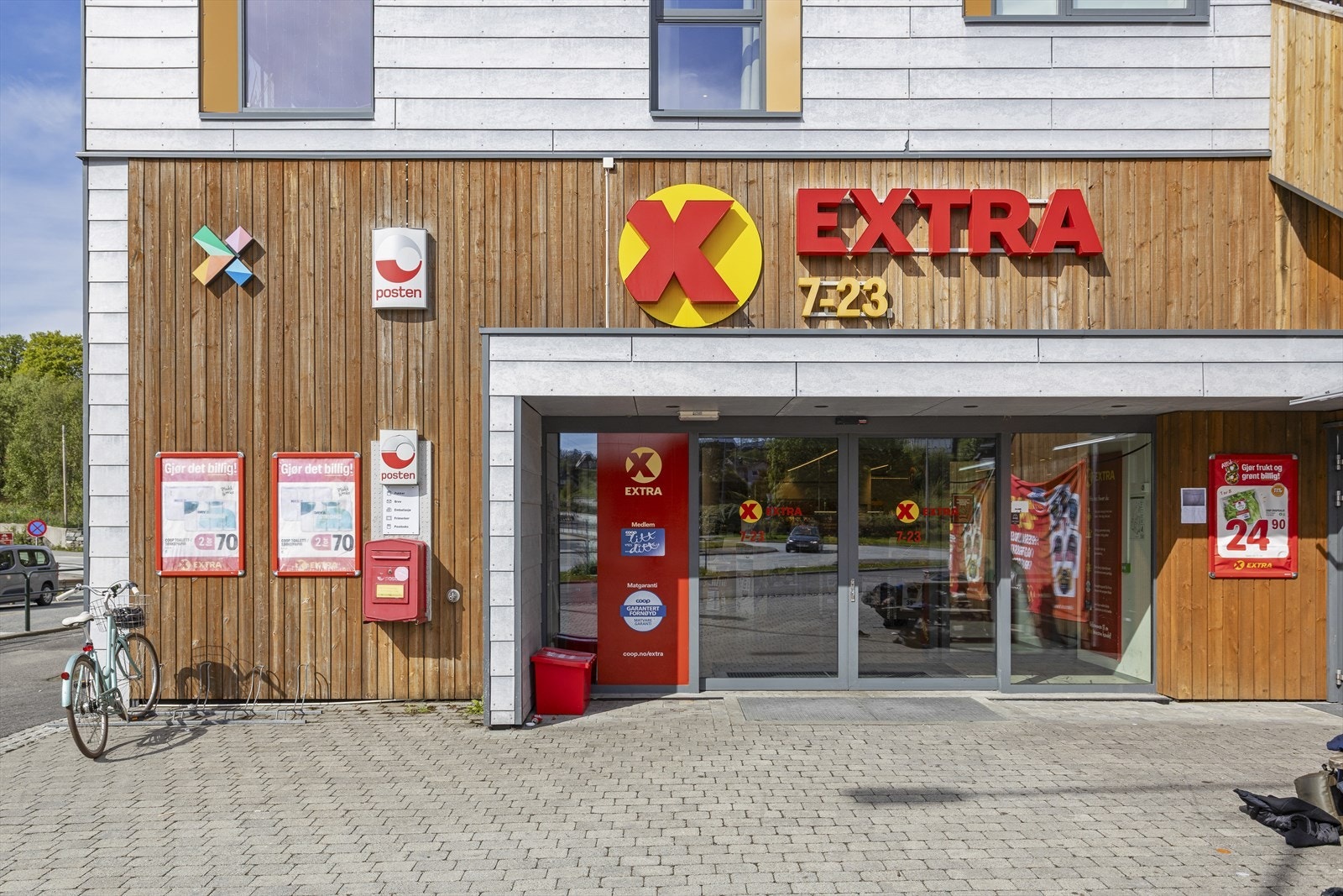 Dagligvarebutikk i samme bygg gjør hverdagen enkel og praktisk. Galleribilde