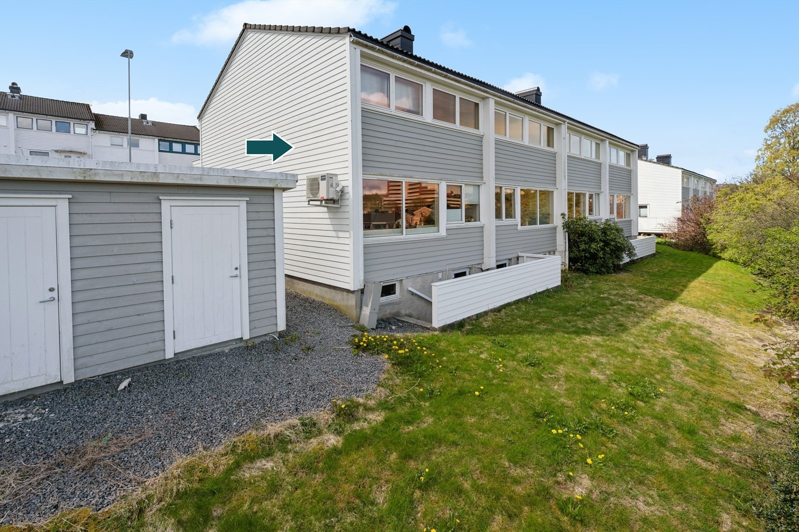Utvendig ekstra bod for oppbevaring. Galleribilde