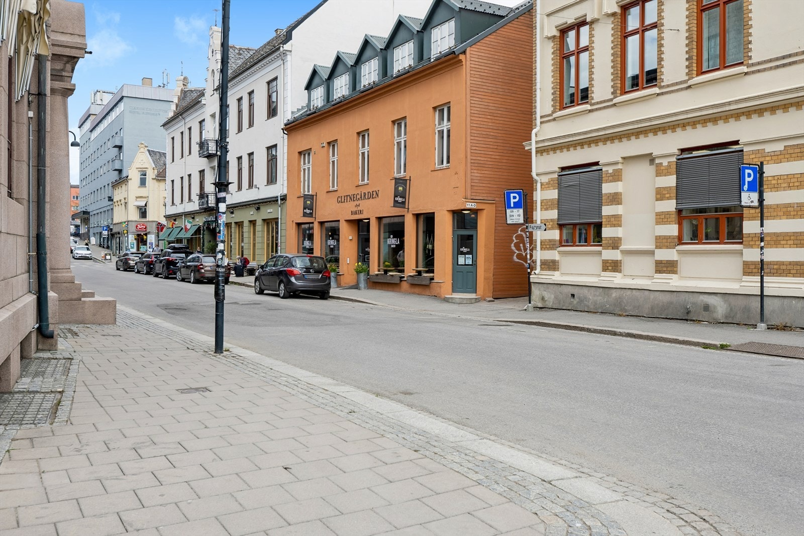 Her bor du med Matkvartalet som nærmeste nabo og kun 3 minutters gange til Hamar stasjon. Galleribilde
