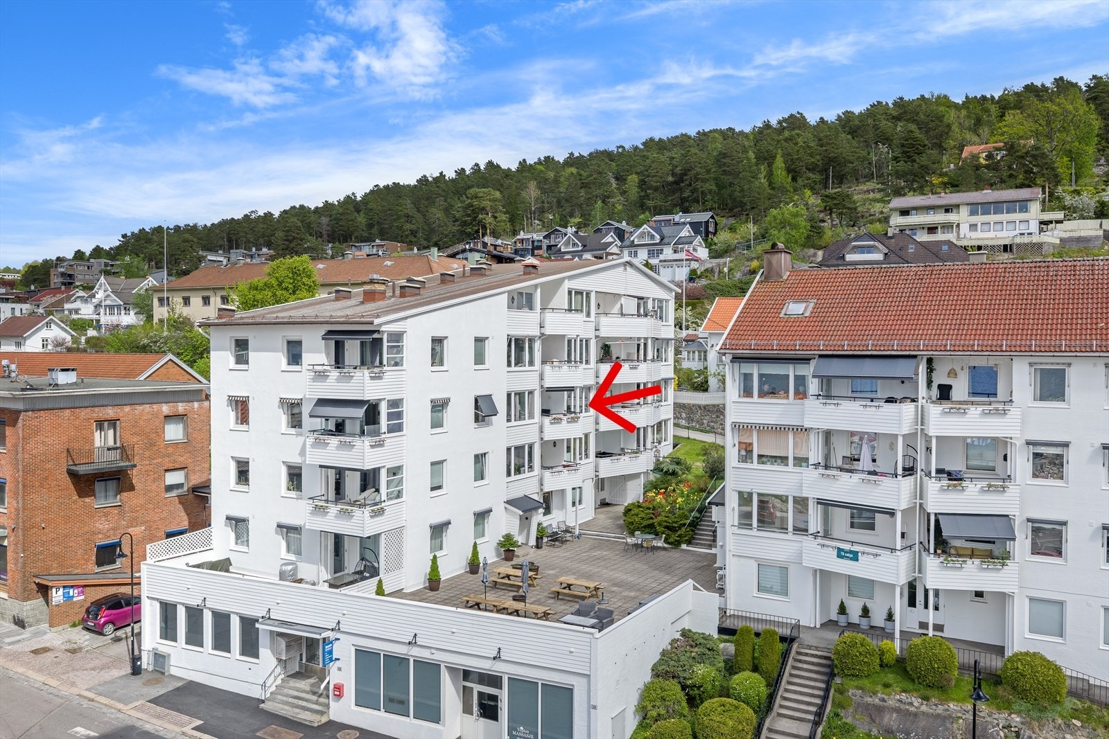 Fasaden sett fra vest Galleribilde