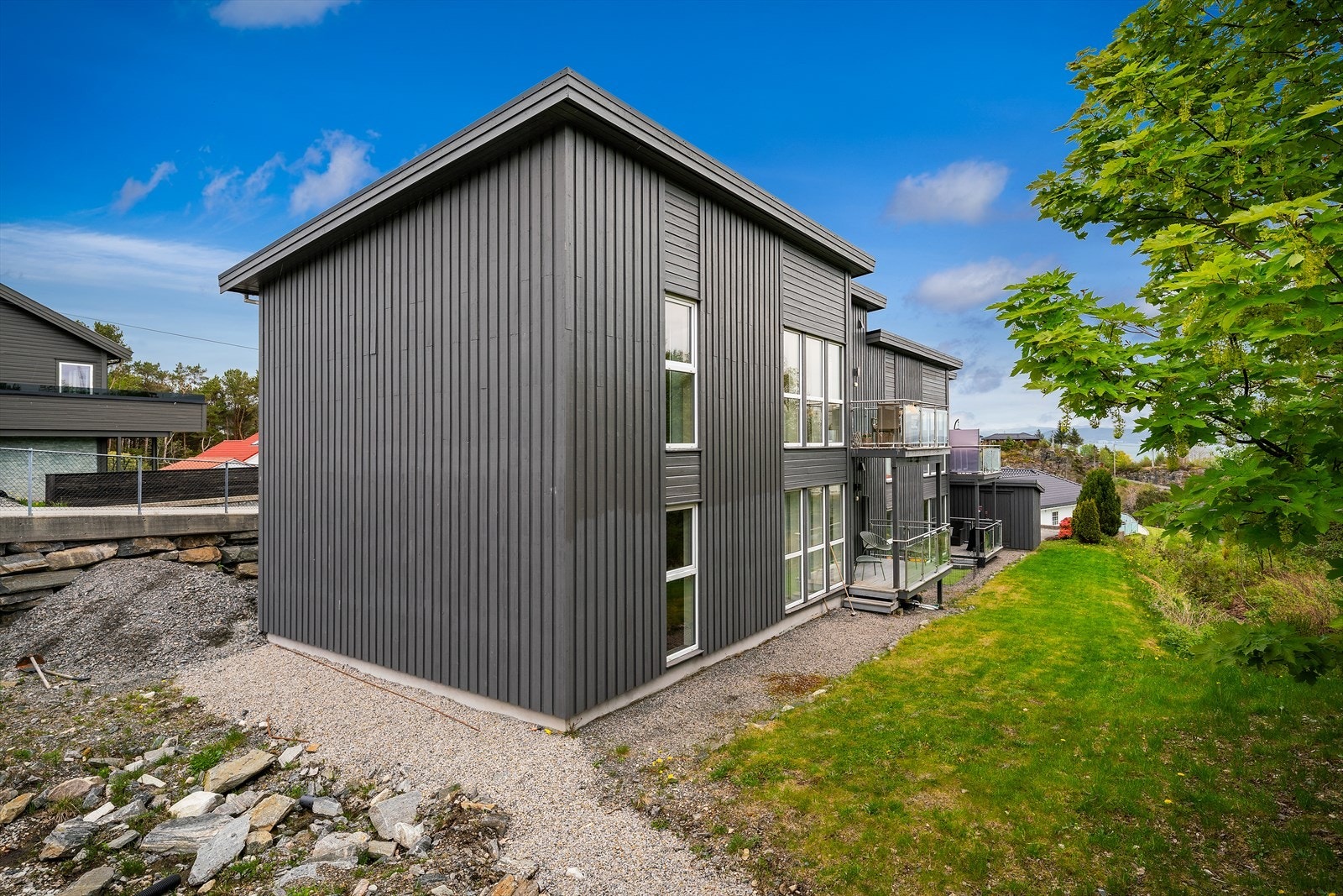 - Plen og grøntarealer i felles bakgård - Galleribilde