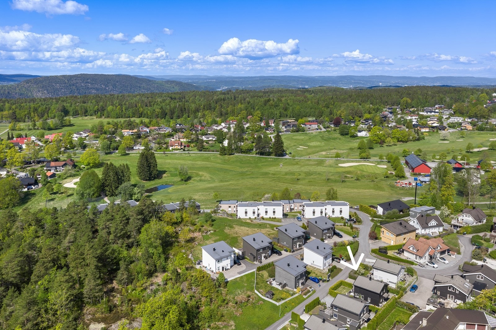 For ski- og golfentusiasten ligger Drøbak Golfbanes 18-hulls bane og preparerte skiløyper rett utenfor døren. Galleribilde