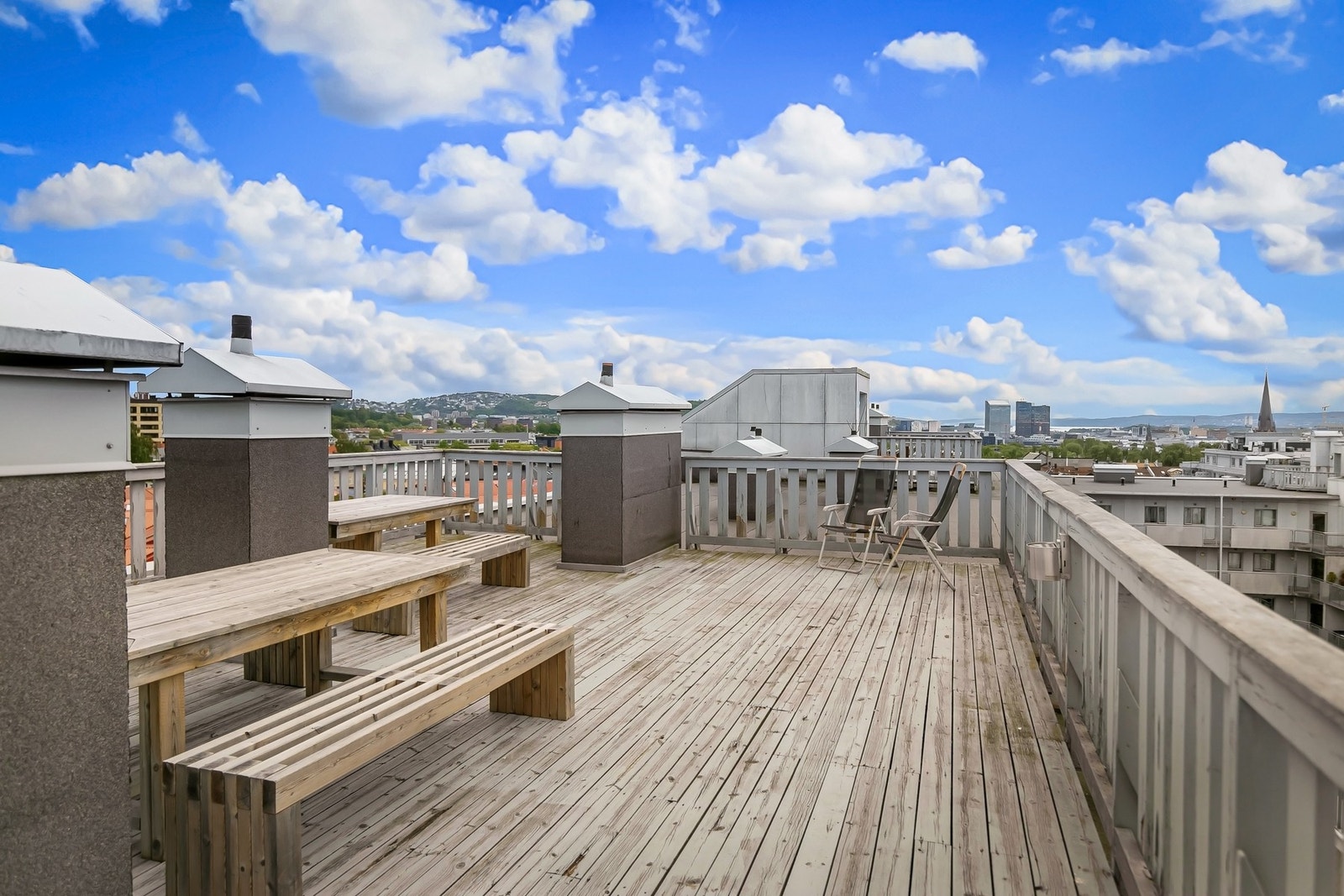 Det er felles takterrasse på toppen av bygget. Galleribilde