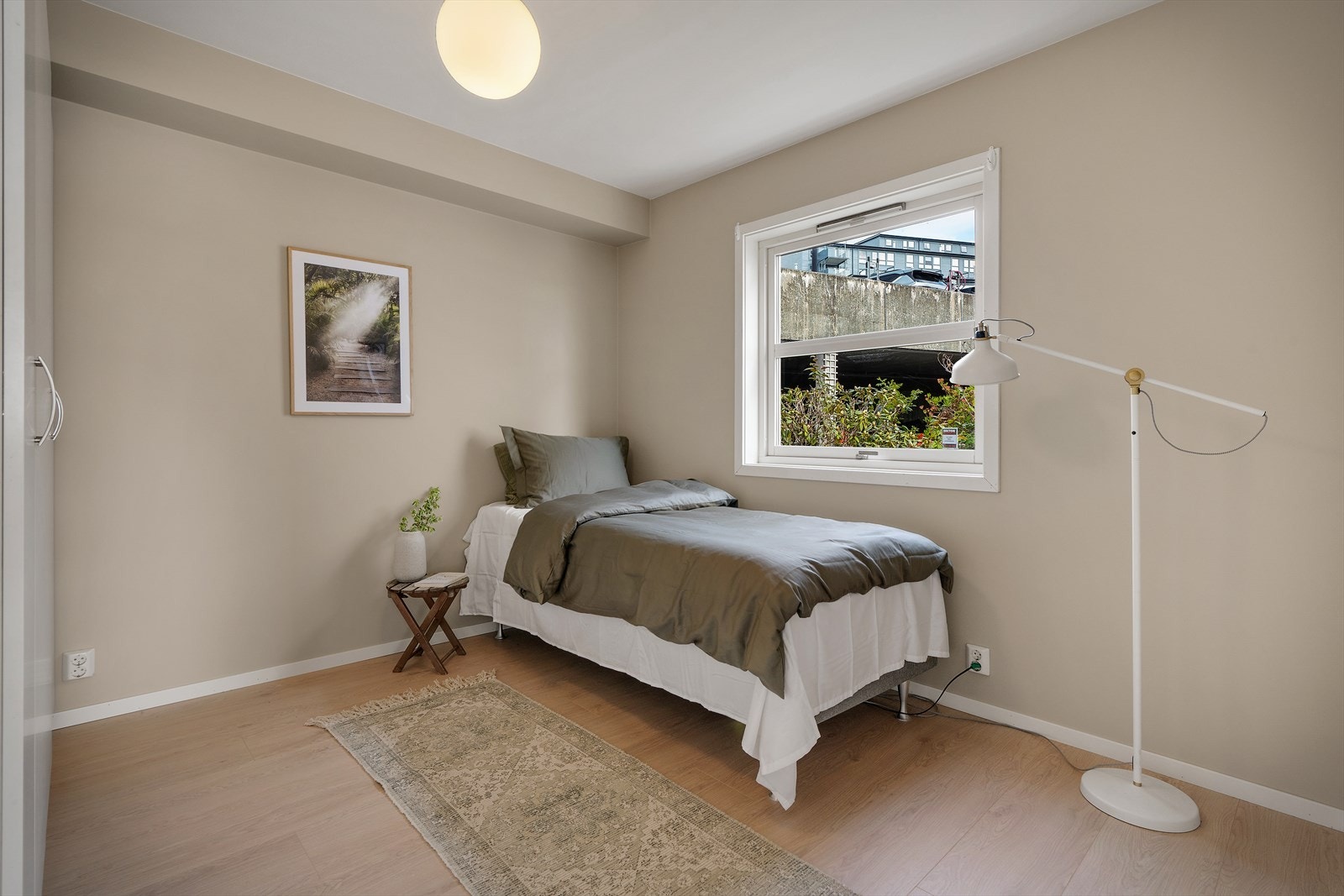 - Soverom 2 måler 9,7m² - Galleribilde